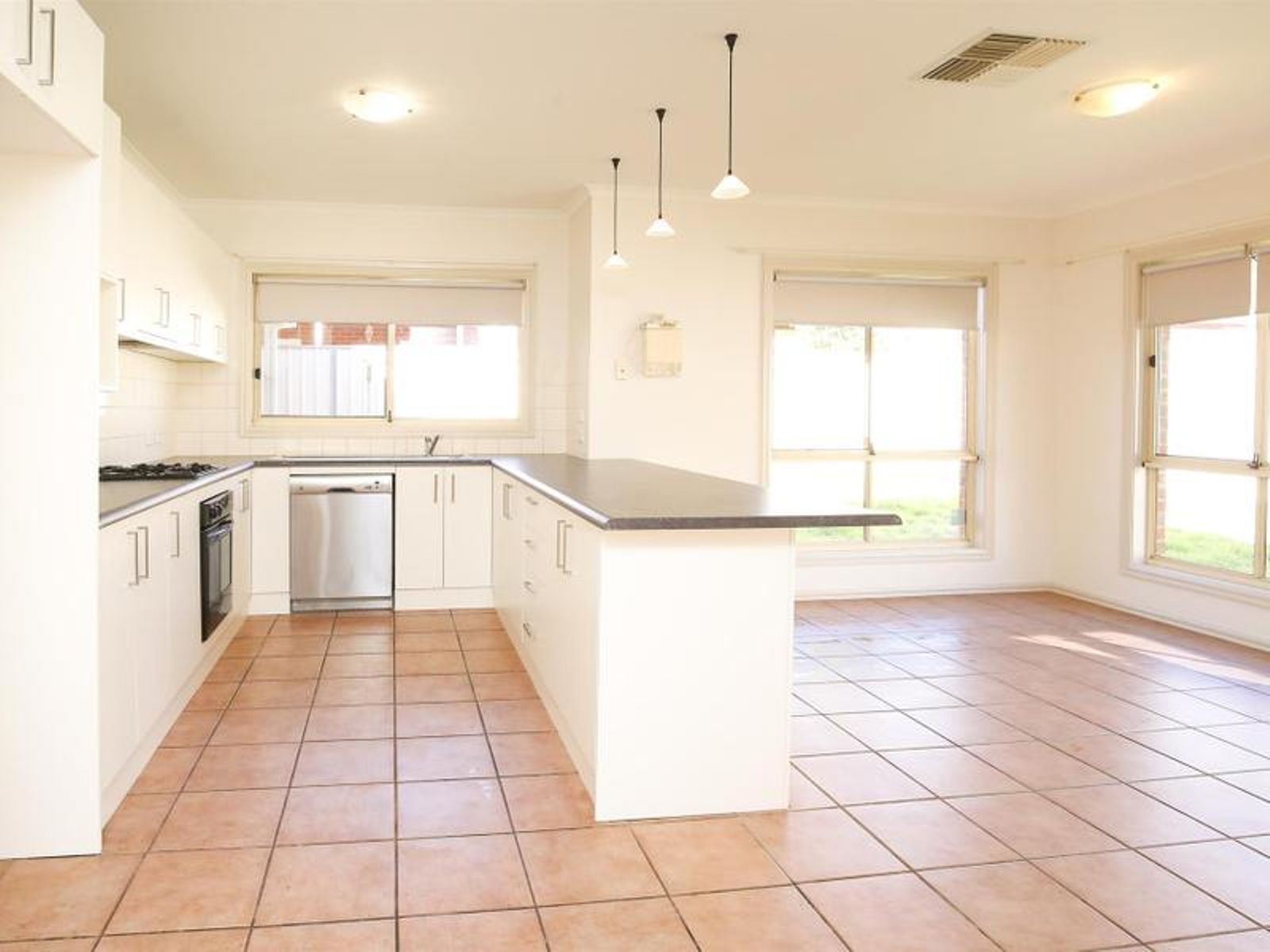 7 Ularara Drive, Mildura - Thumbnail 4