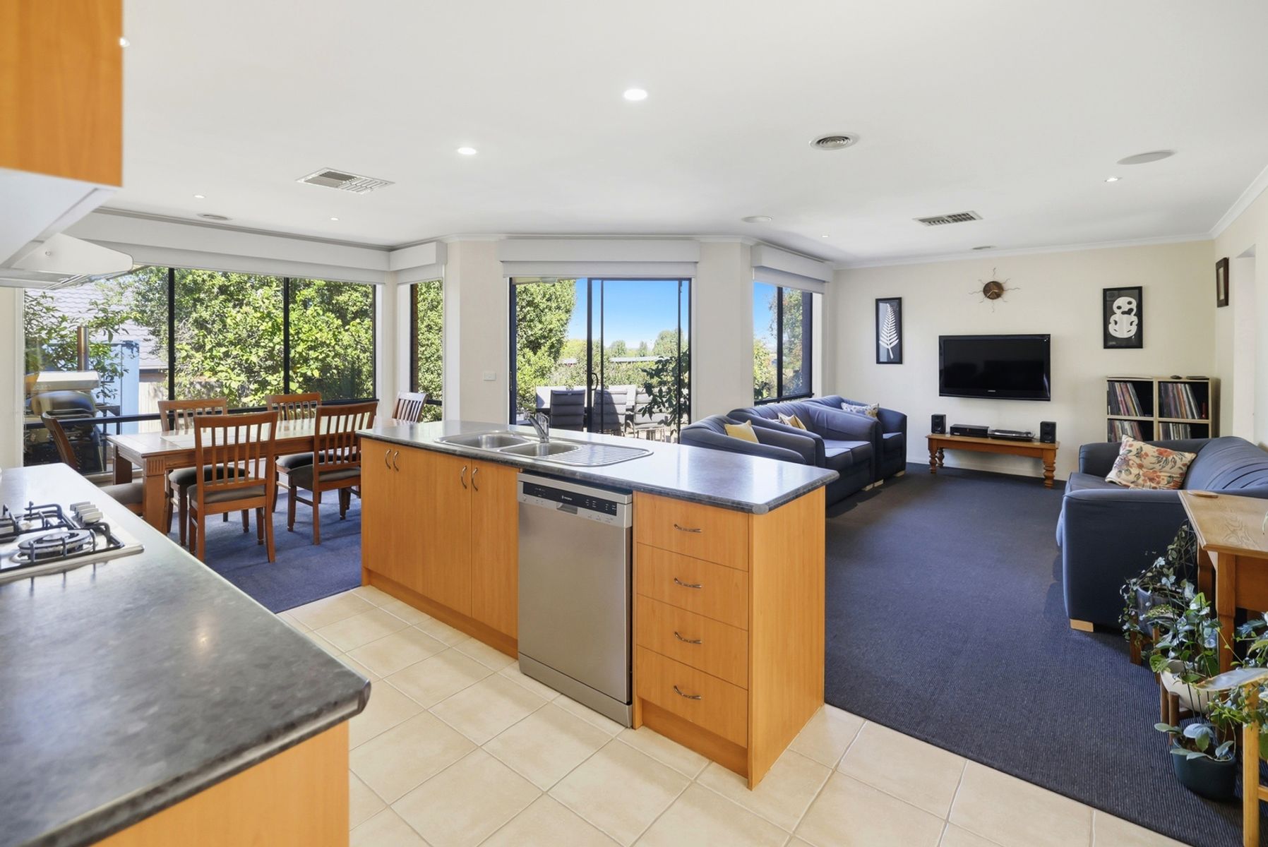 9 Ruddick Place, Darley VIC 3340, Darley - Thumbnail 2
