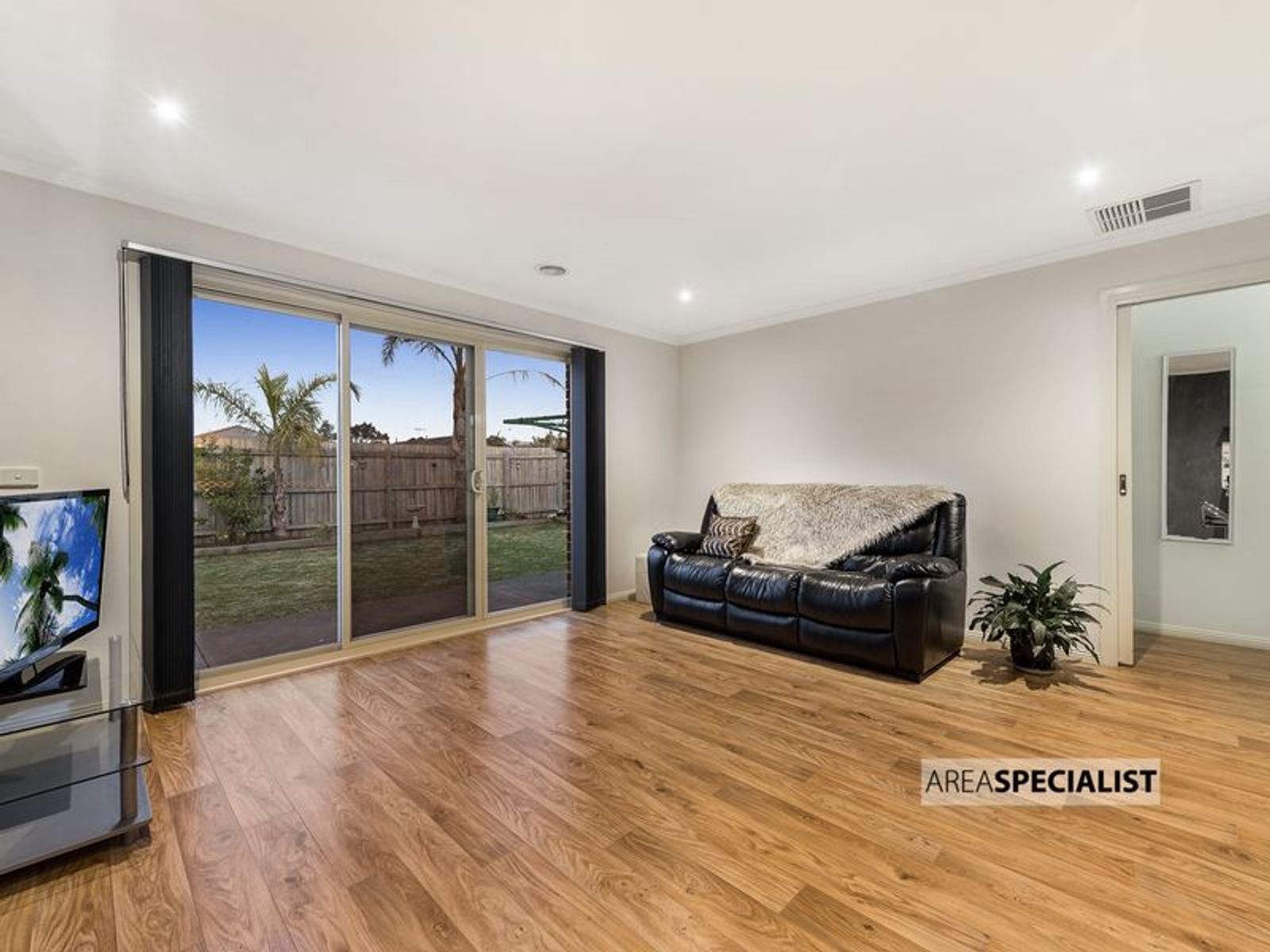 12 VENUS PLACE, Cranbourne, VIC 3977, Cranbourne - Thumbnail 3
