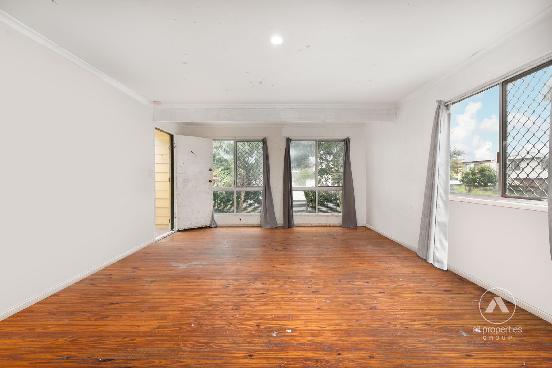 13 Holmes Court, Browns Plains QLD 4118, Browns Plains - Thumbnail 3