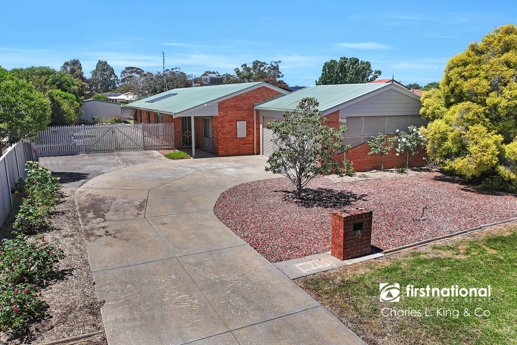 12 Illawarra Drive, Echuca VIC 3564, Echuca - Thumbnail 2