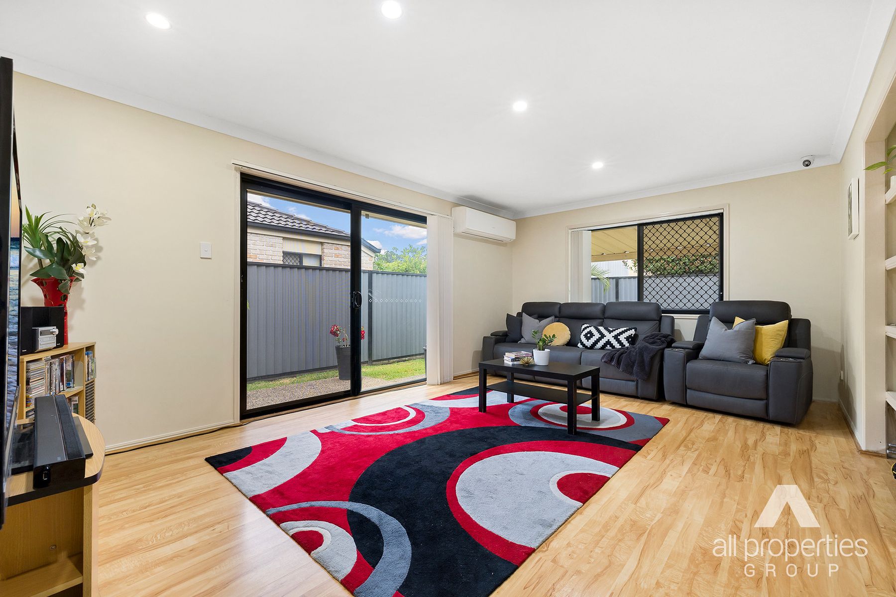 8 Pidgeon Boulevard, Crestmead QLD 4132, Crestmead - Thumbnail 4
