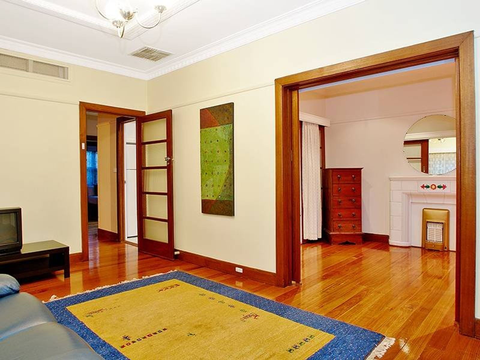 347 Victoria Road, Thornbury - Thumbnail 4