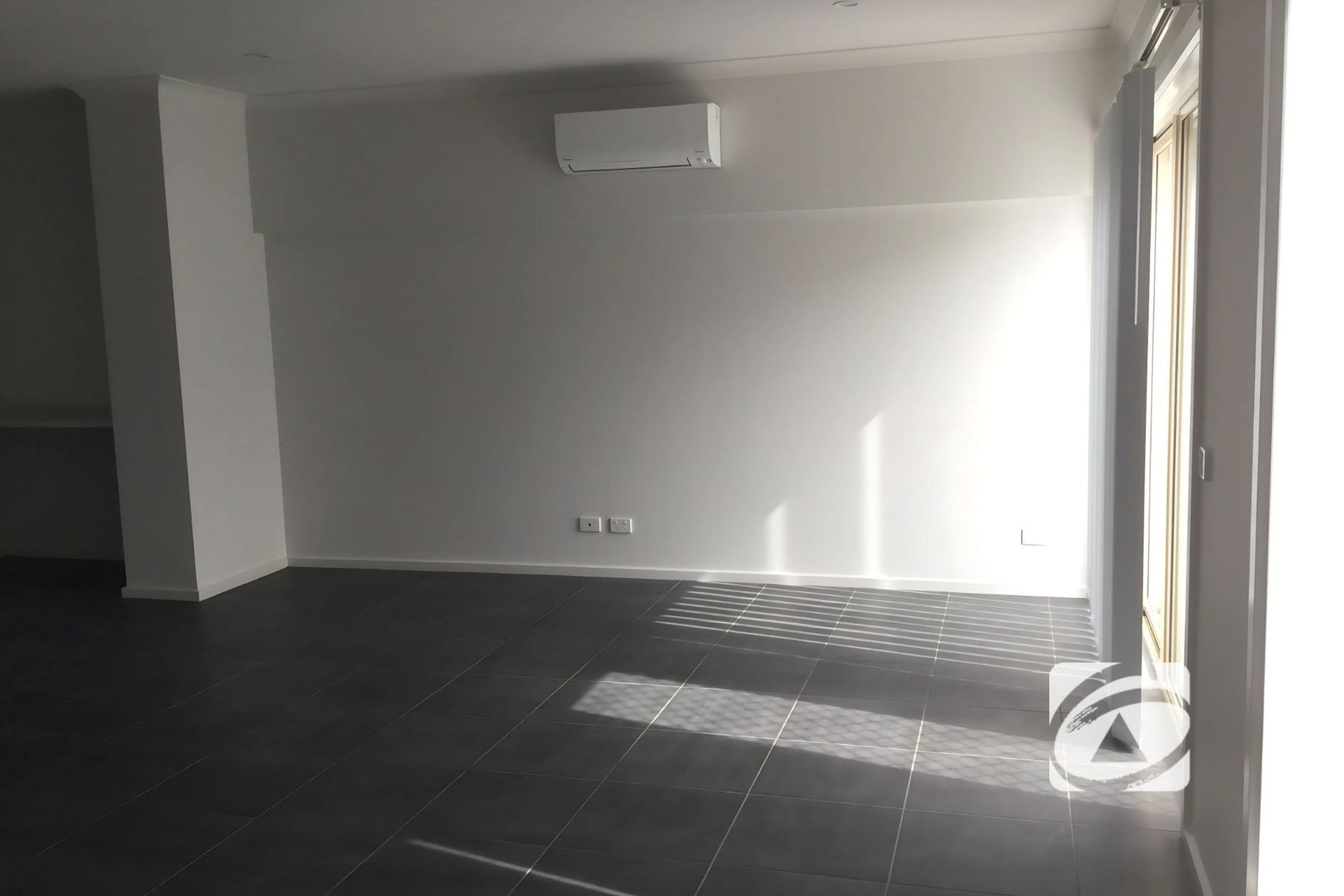 20/23 Atlantic Drive, Pakenham VIC 3810, Pakenham - Thumbnail 3
