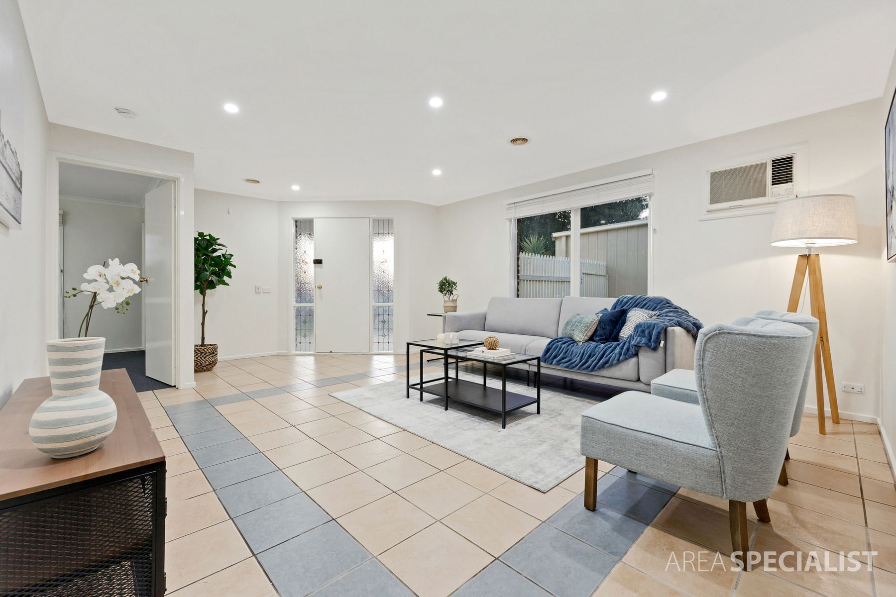 22 Kellett Street, Cranbourne North, VIC 3977, Cranbourne North - Thumbnail 3
