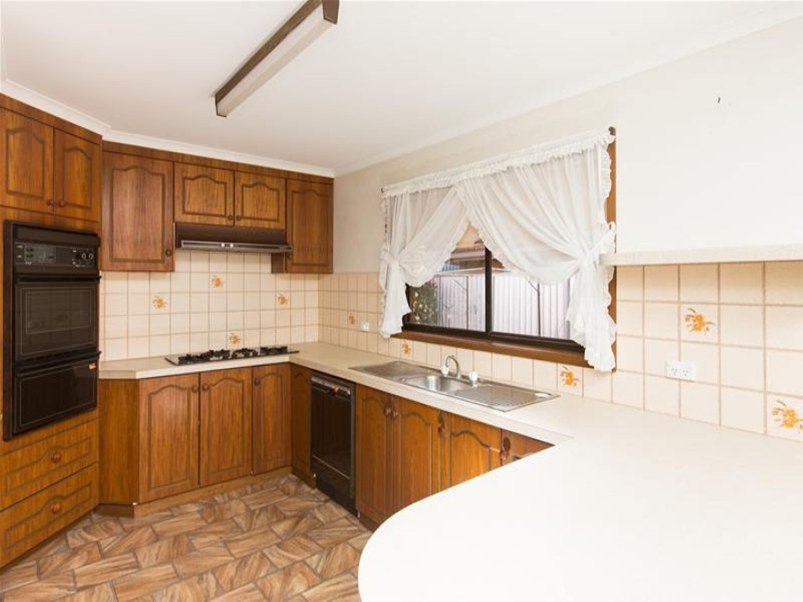 9 Johnson Drive, Irymple - Thumbnail 2