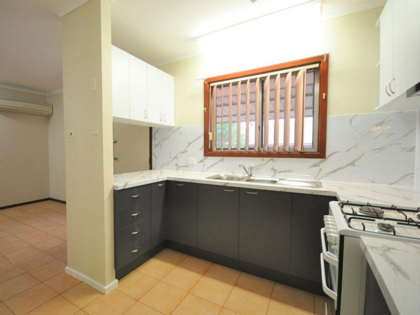 10 Klondyke Place, Newman WA 6753, Newman - Thumbnail 3