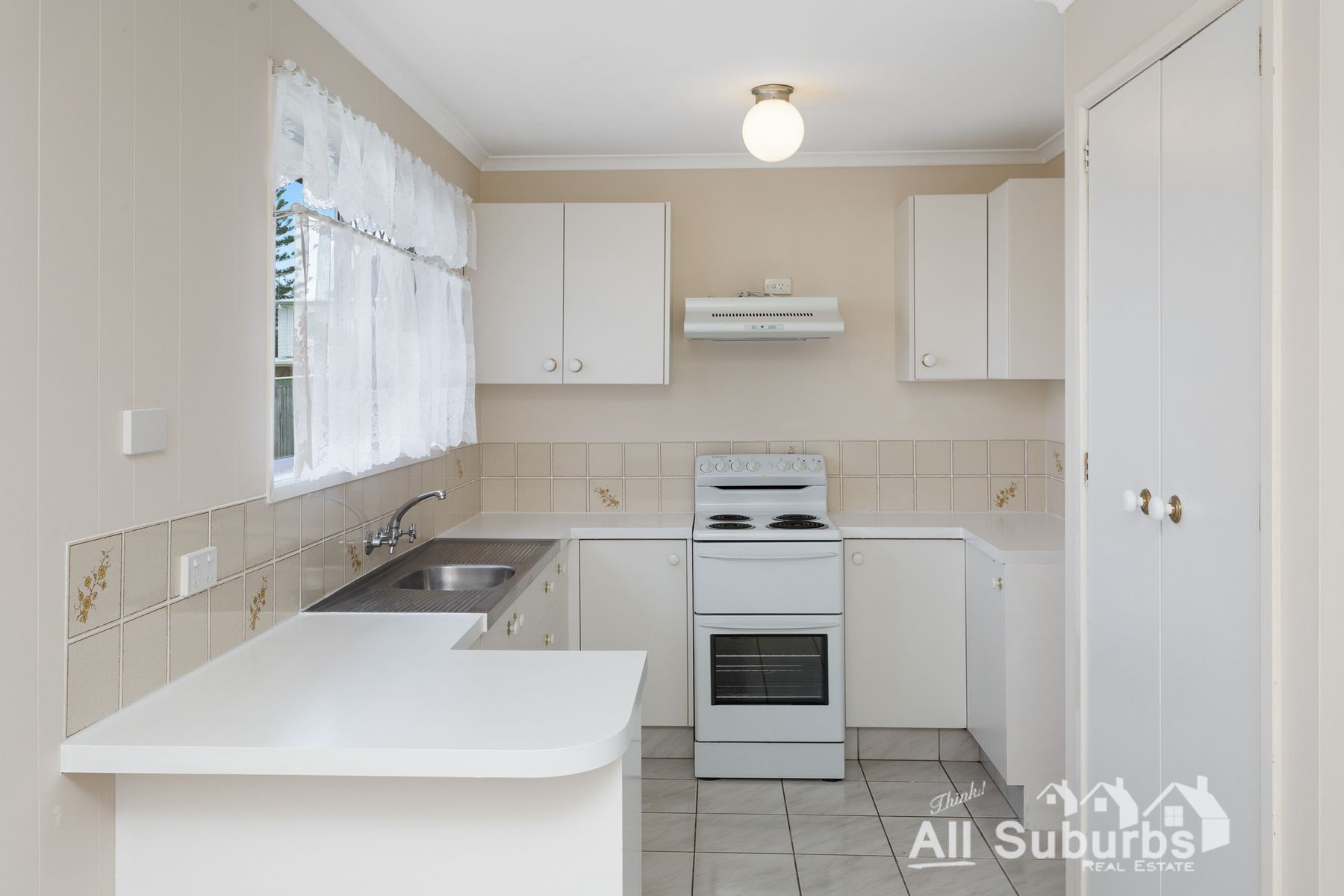 10 Bloodwood Street, Crestmead QLD 4132, Crestmead - Thumbnail 5