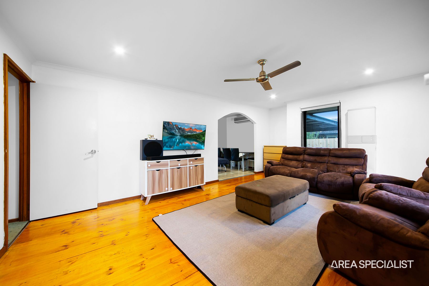 8 Atkins Road, Pakenham, VIC 3810, Pakenham - Thumbnail 5