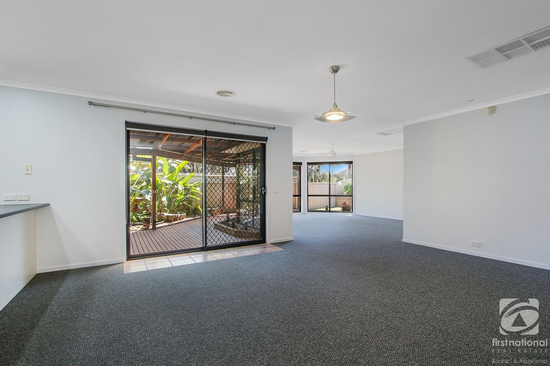 8 Hook Court, Wodonga VIC 3690, Wodonga - Thumbnail 4