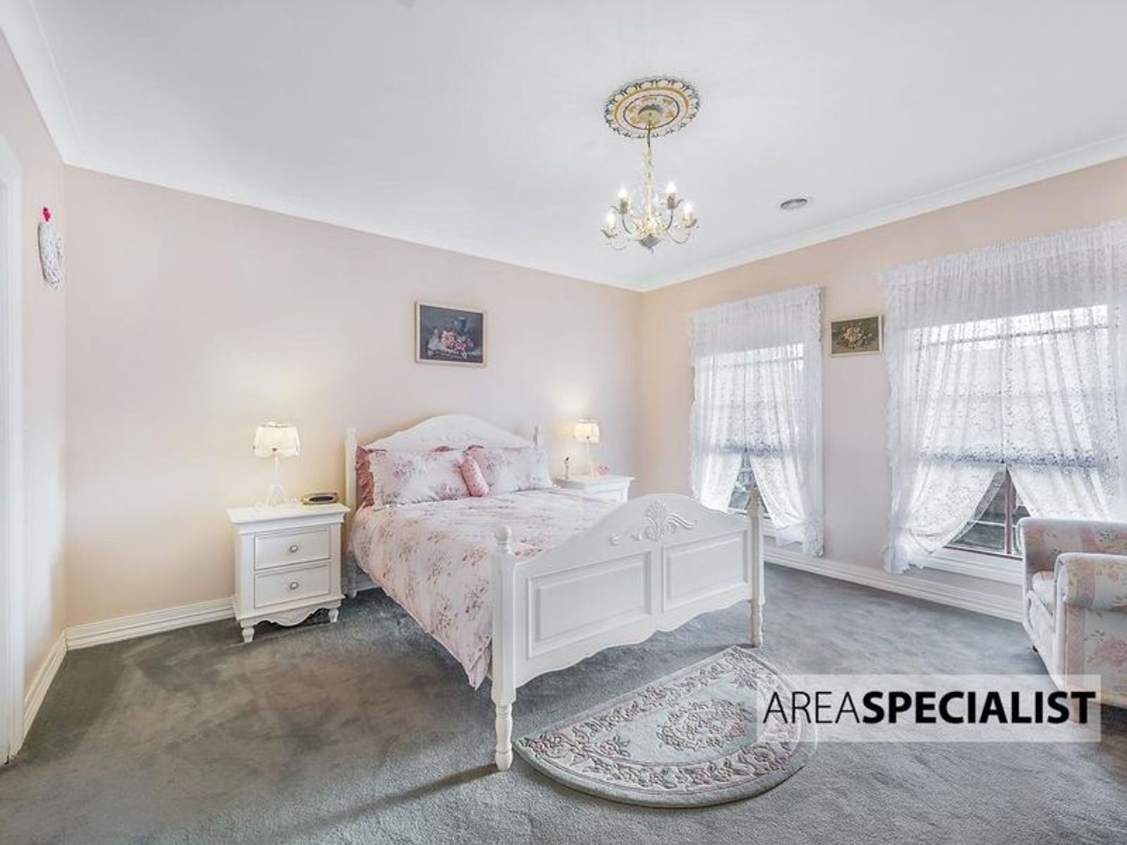 33 Dunferline Crescent, Cranbourne, VIC 3977, Cranbourne - Thumbnail 2