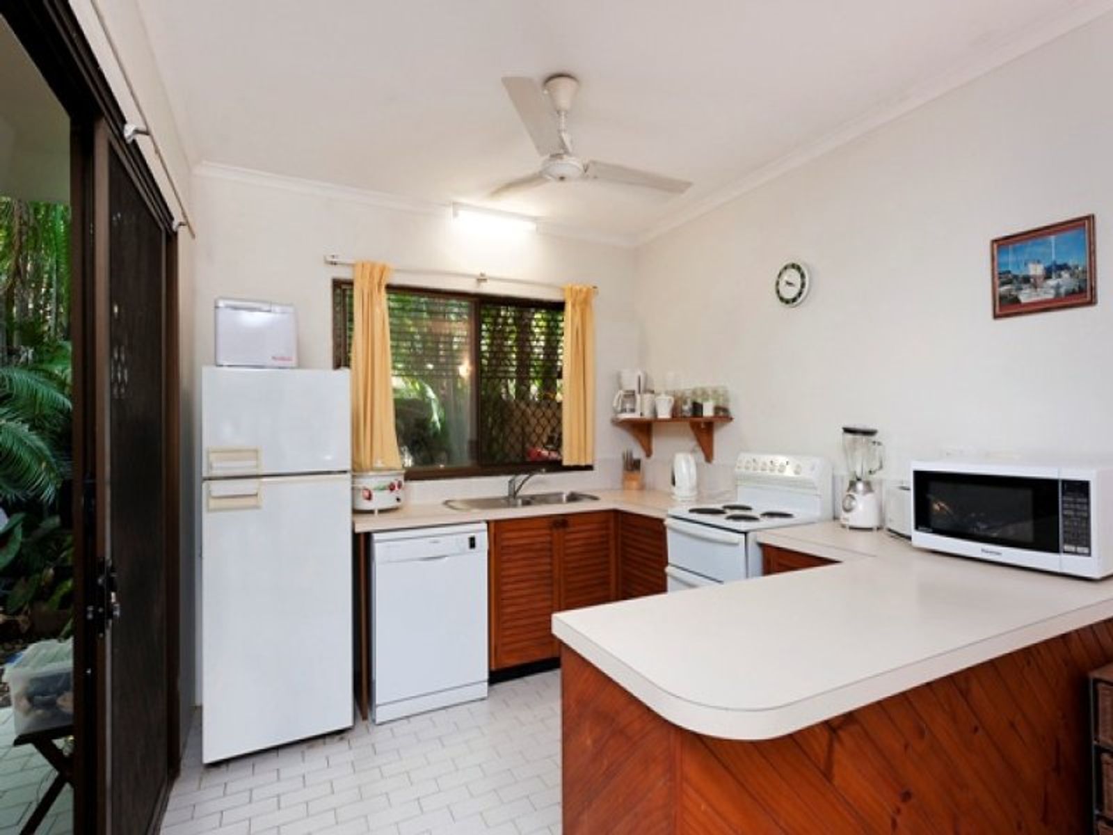 57/23 Hudson Fysh Avenue, Parap NT 0820, Parap - Thumbnail 2