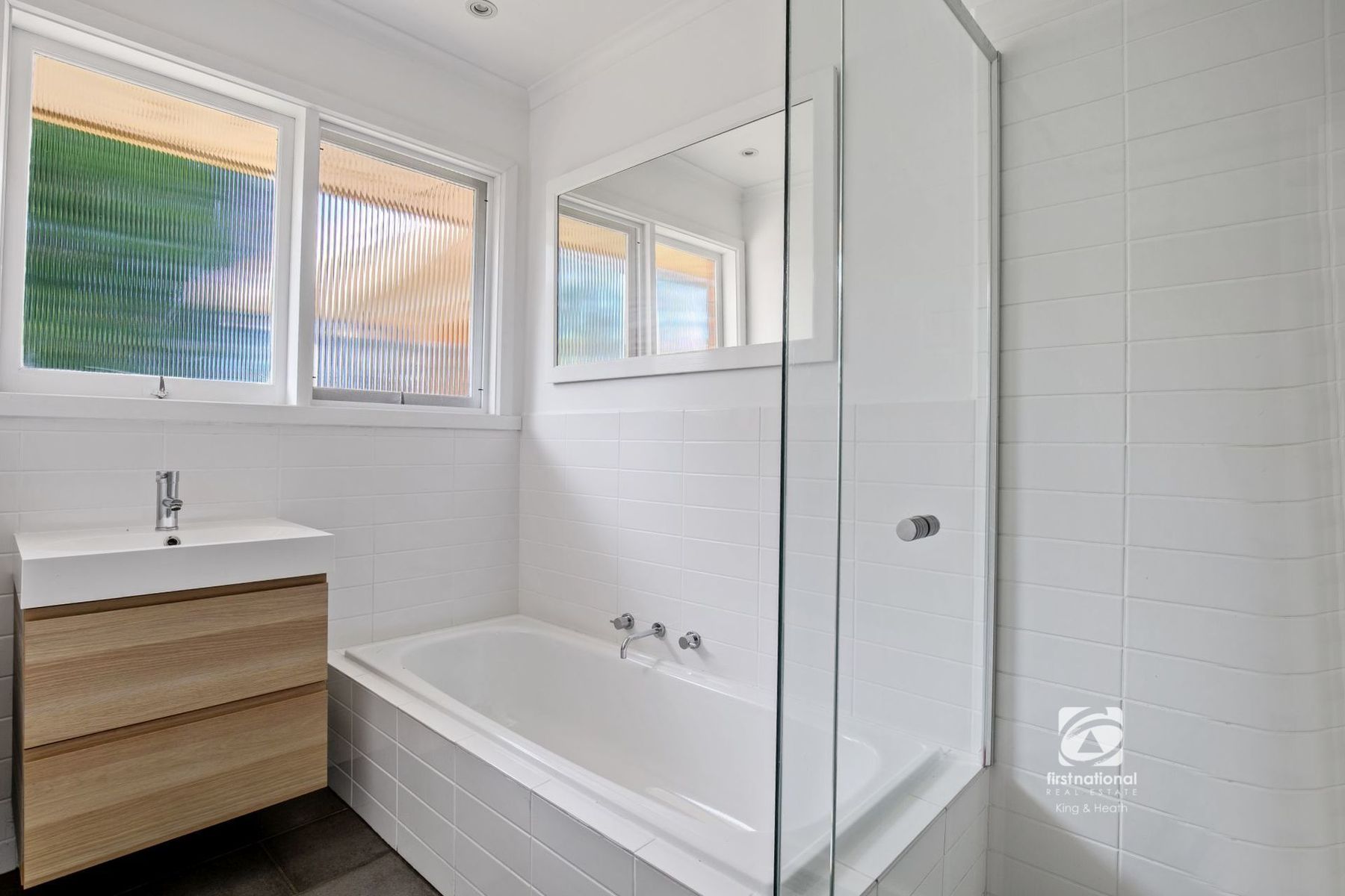 32 Gilsenan Street, Paynesville VIC 3880, Paynesville - Thumbnail 4