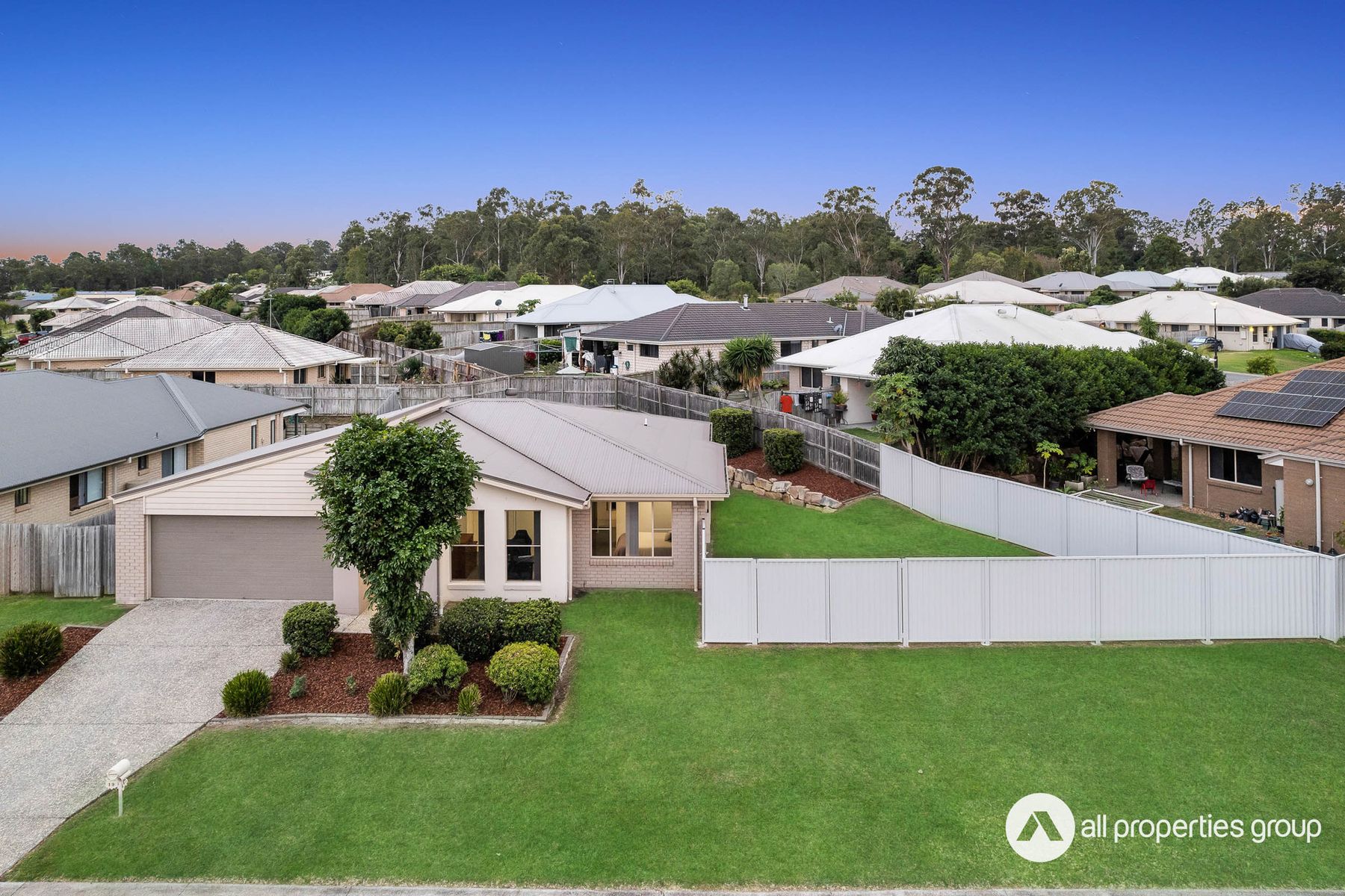 19 Phoebe Way, Gleneagle QLD 4285, Gleneagle - Thumbnail 4