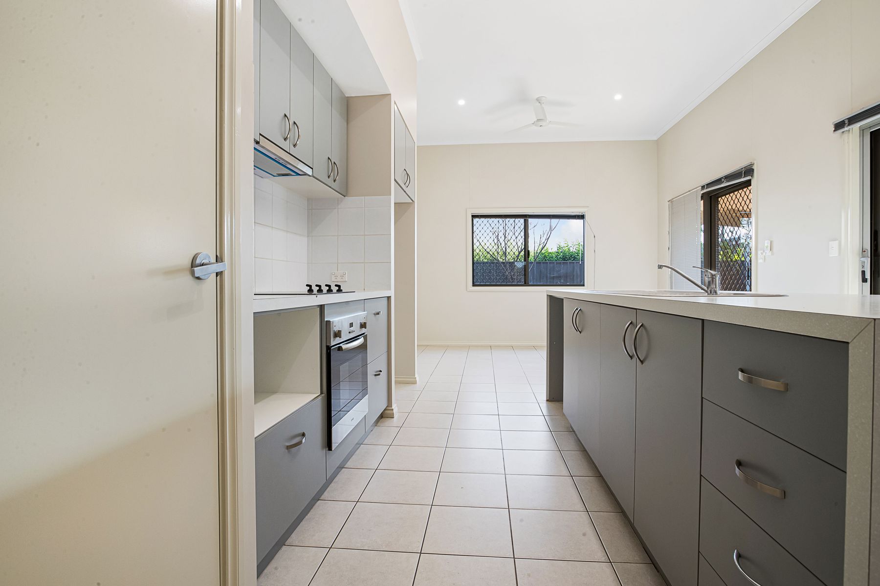 14 Curlew Street, Baynton WA 6714, Baynton - Thumbnail 3