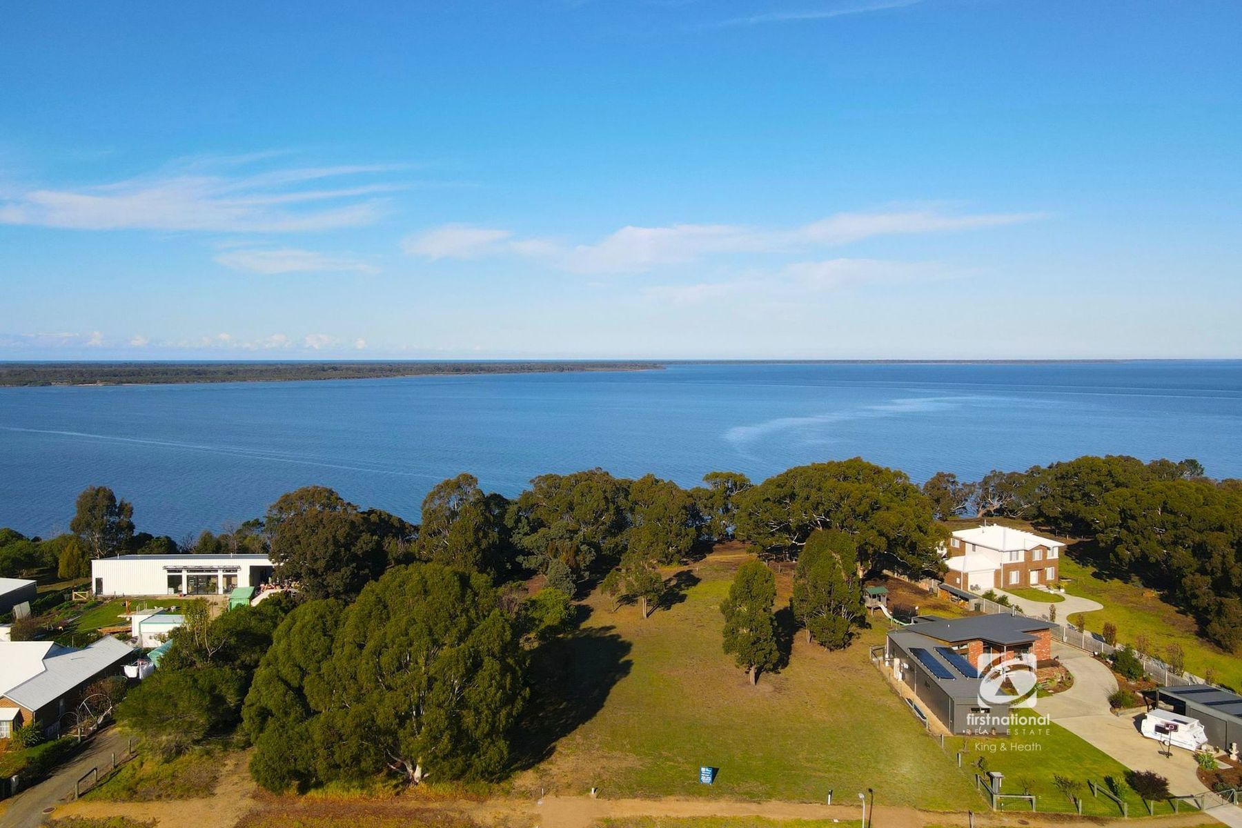 9B Grevillia Avenue, Metung VIC 3904