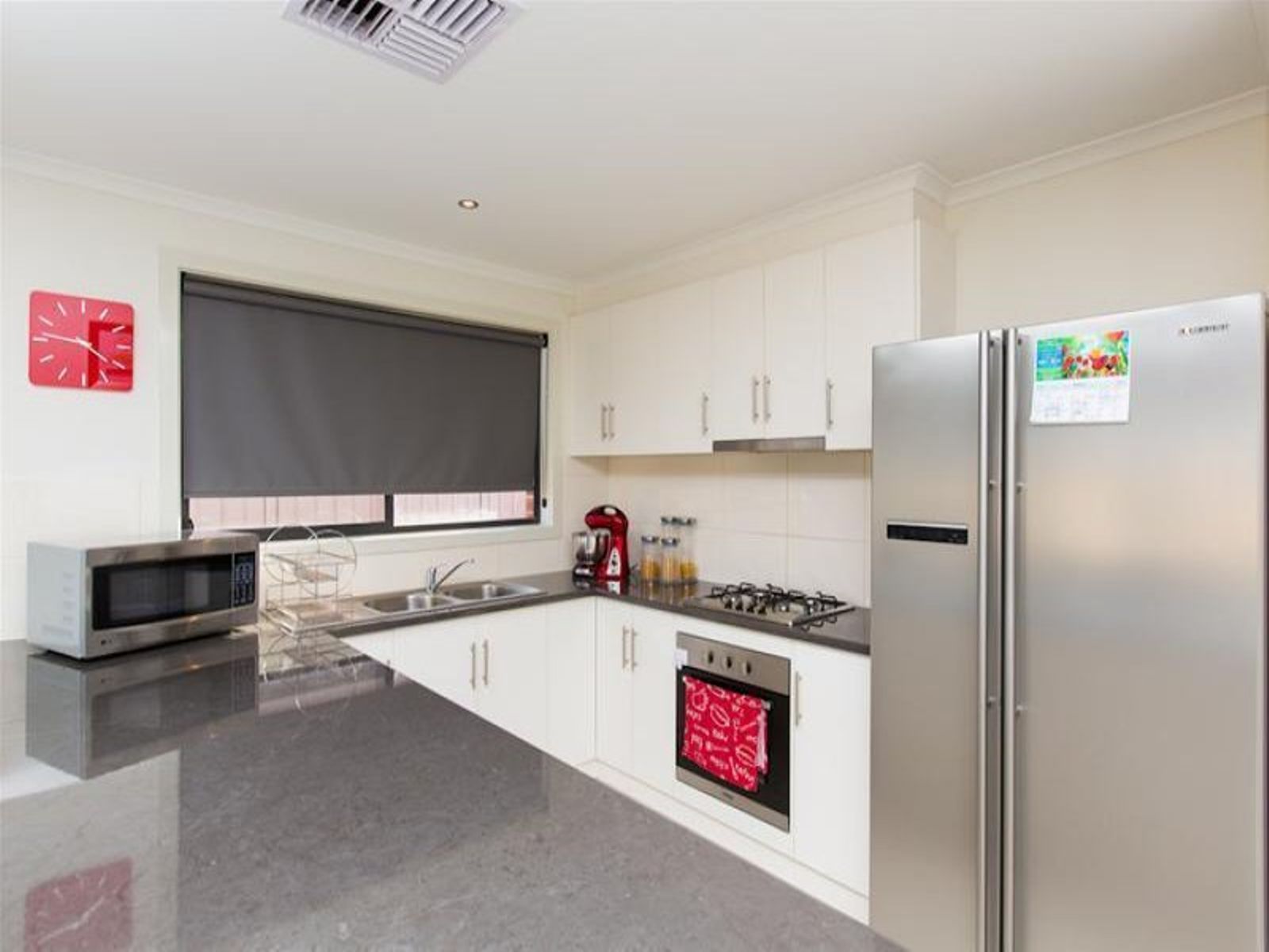 10 Wisteria Way, Mildura - Thumbnail 3