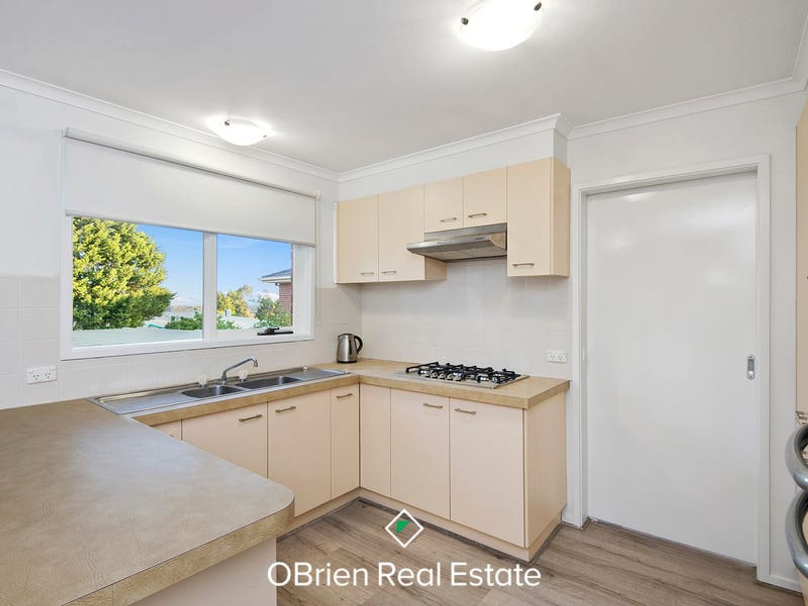 11 Georgette Crescent, Endeavour Hills, VIC 3802, Endeavour Hills - Thumbnail 3
