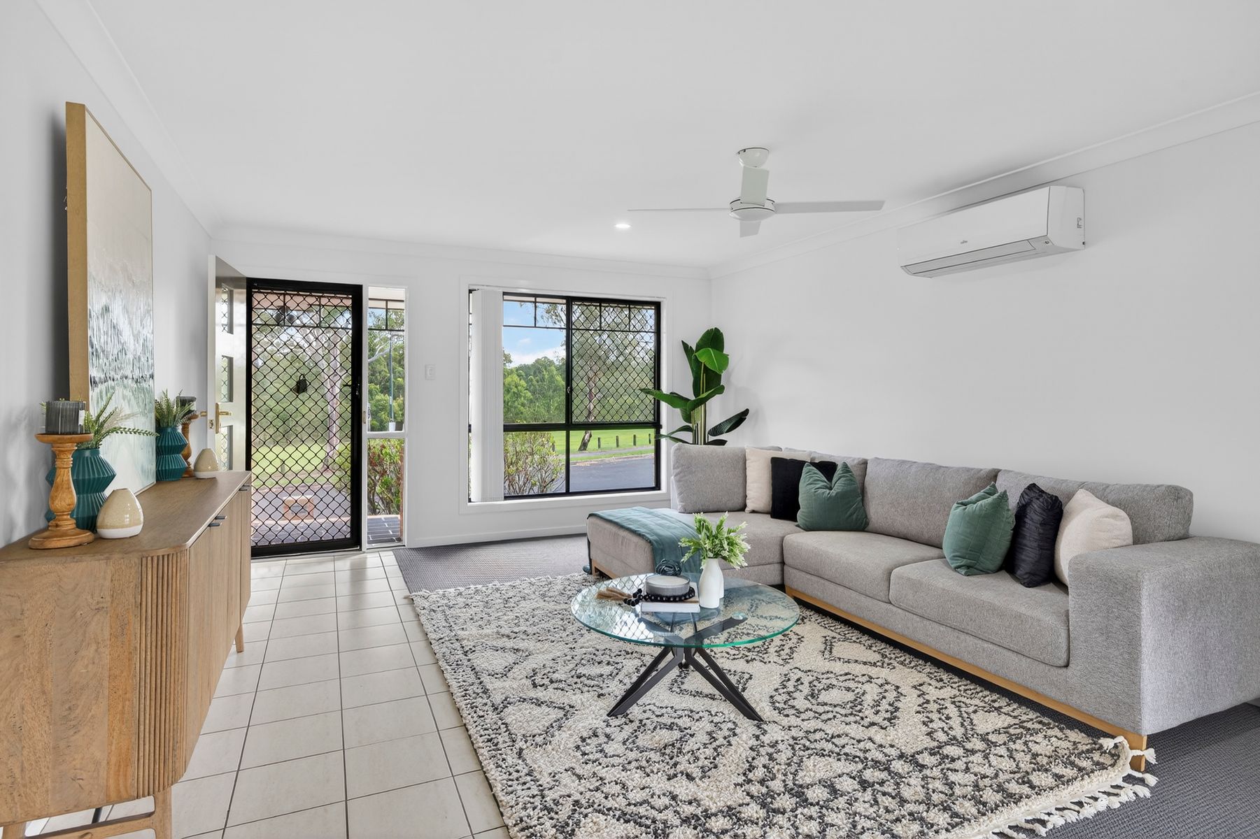 26 Lake Manchester Street, Logan Reserve QLD 4133, Logan Reserve - Thumbnail 4