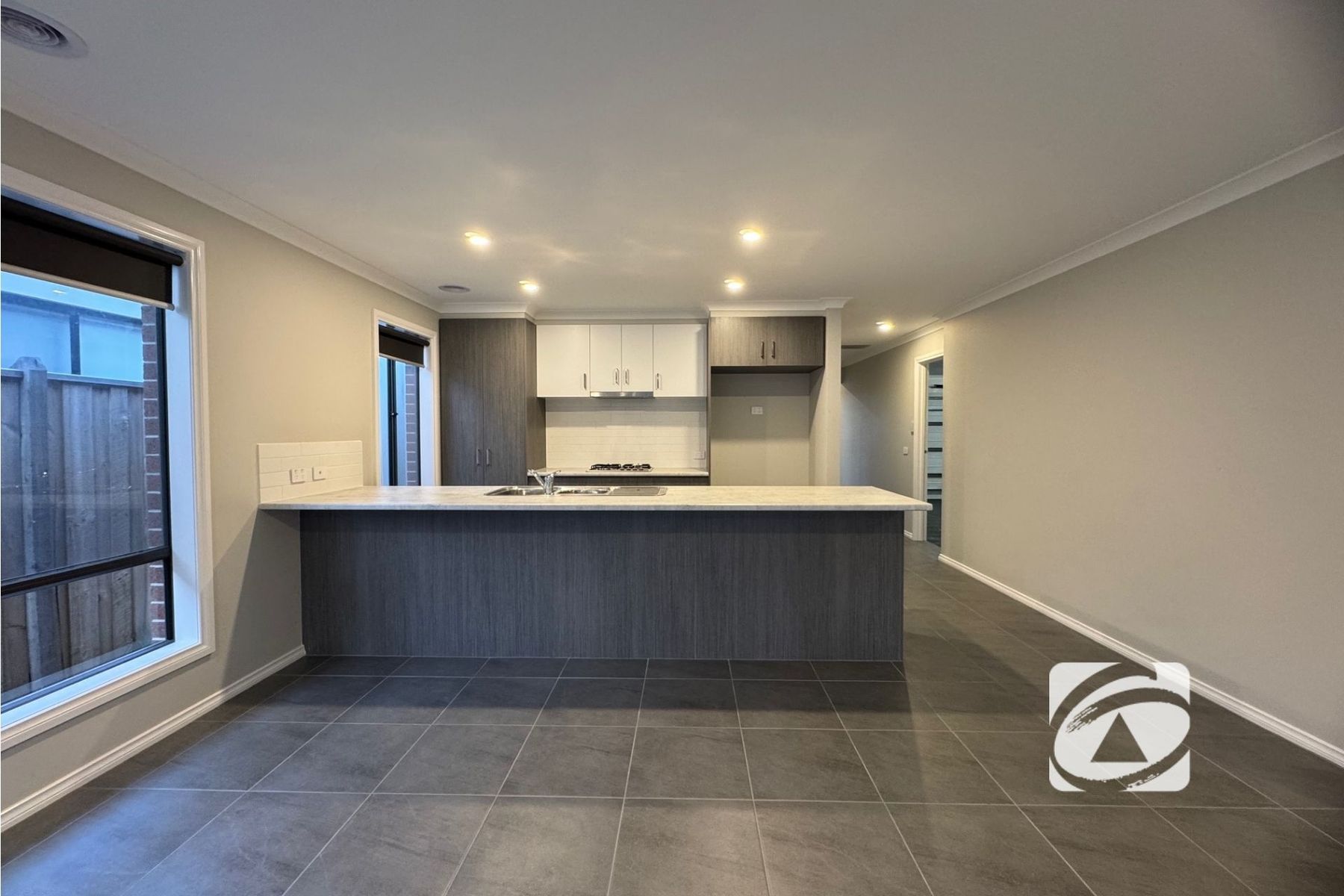 55 Fairweather Street, Clyde VIC 3978, Clyde - Thumbnail 2