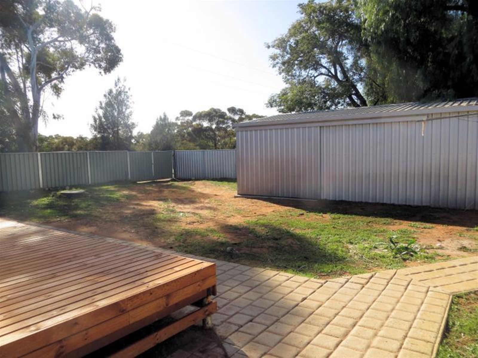 409 Dairtnunk Avenue, Cardross - Thumbnail 6