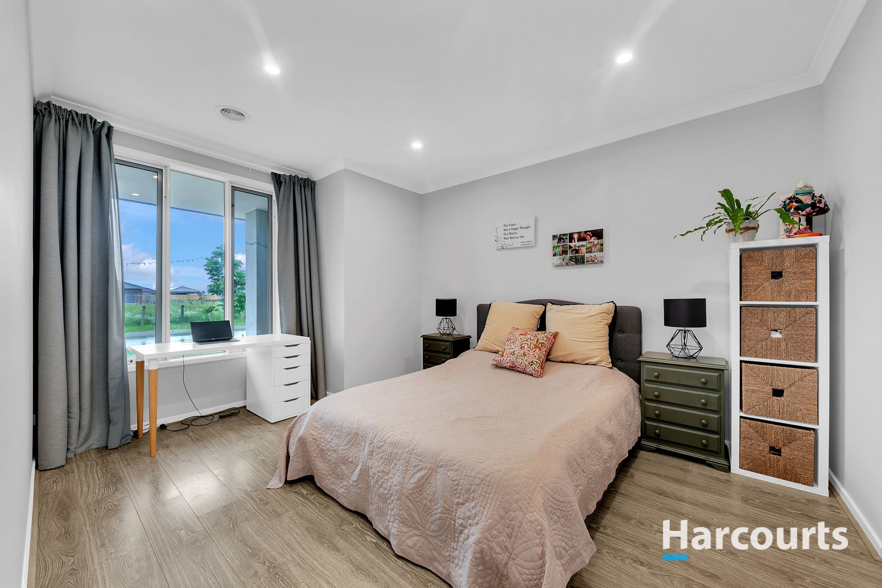 7 Hadlee Street, Rockbank, VIC 3335, Rockbank - Thumbnail 2