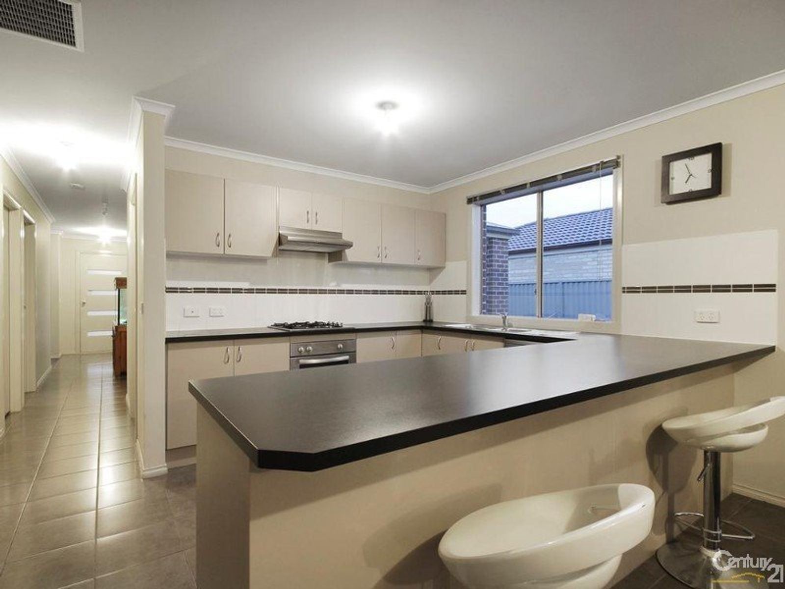 68 Tyndall street, Cranbourne East - Thumbnail 6