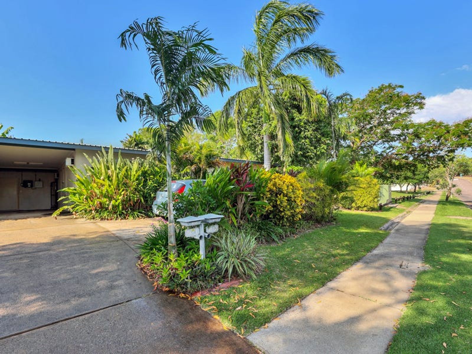 2/16 Excelsa Court, Rosebery NT 0832, Rosebery - Thumbnail 2