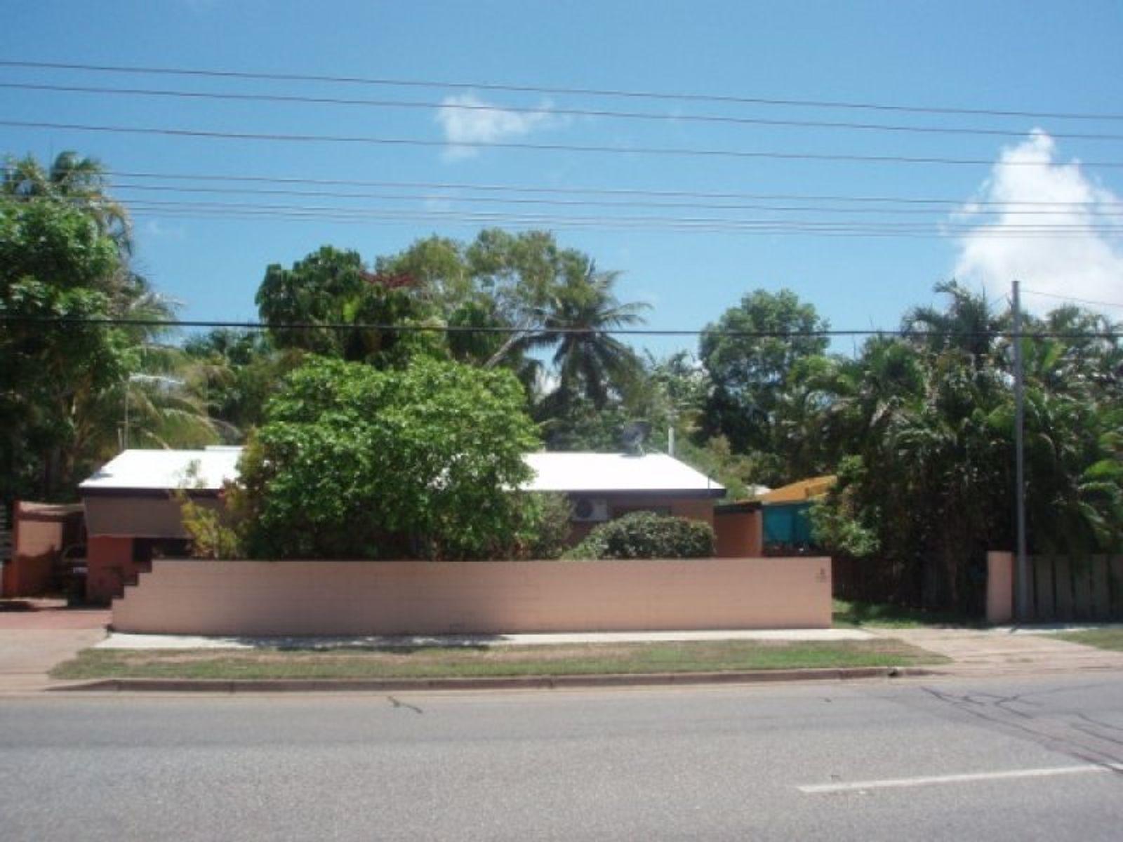 2/128 Dick Ward Drive, Coconut Grove NT 0810, Coconut Grove - Thumbnail 3
