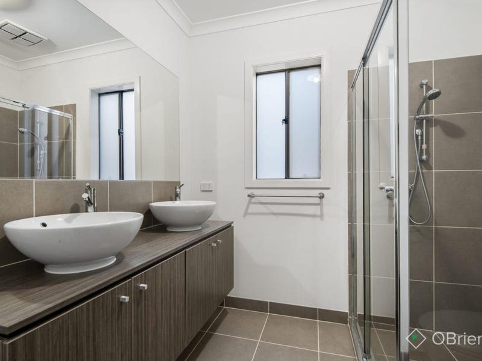 8 Hill Farm Drive, Clyde, VIC 3978, Clyde - Thumbnail 7