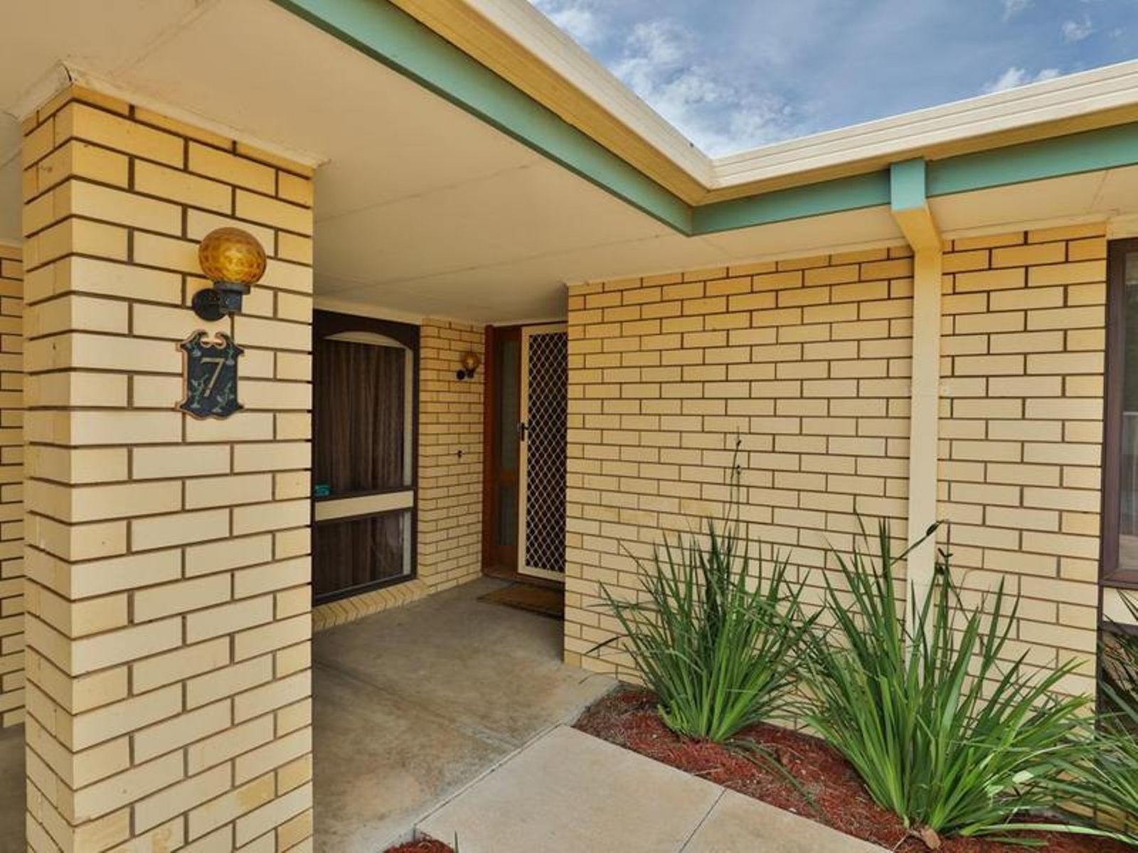 7 Kamira Court, Mildura - Thumbnail 2
