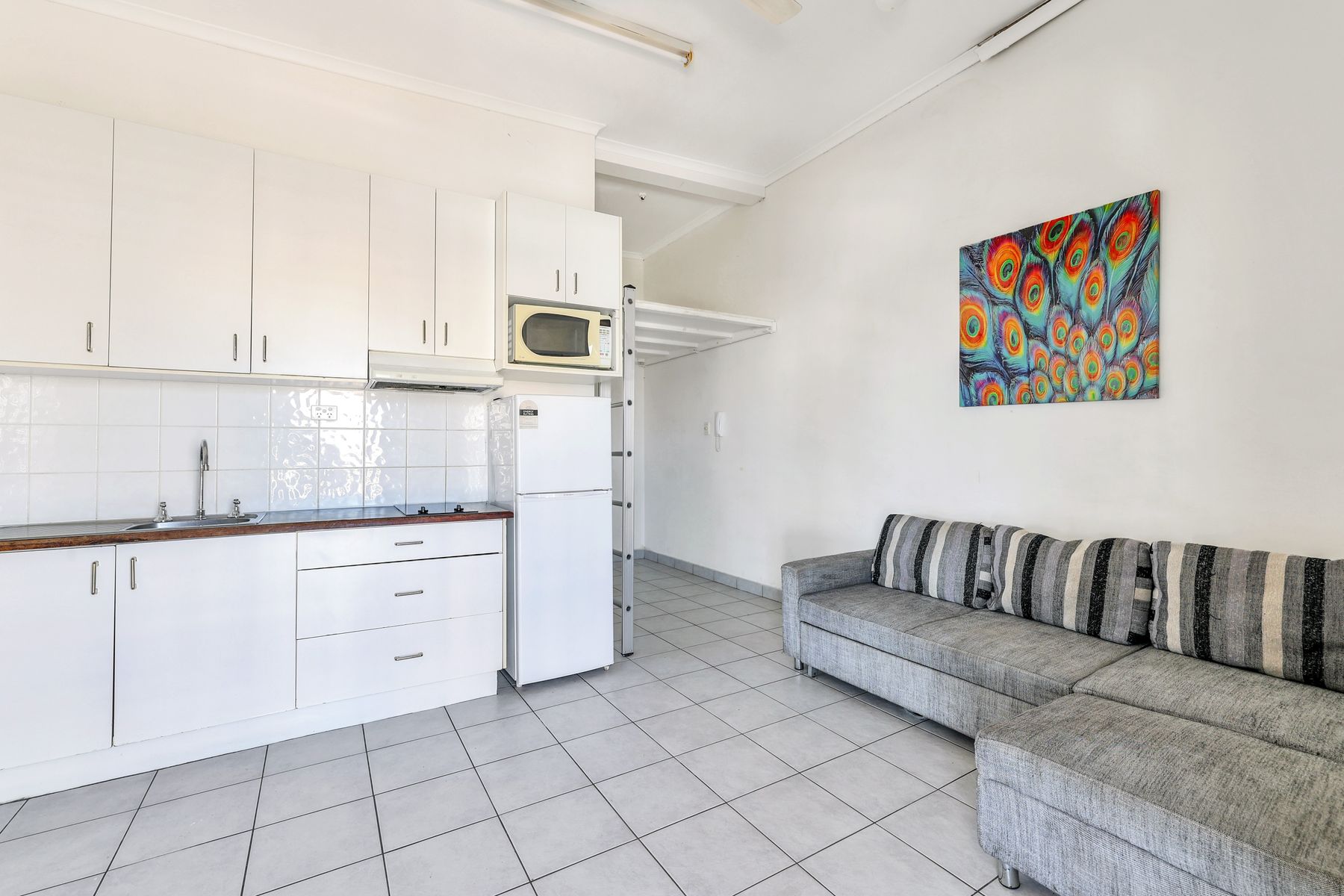 159/21 Cavanagh Street, Darwin City NT 0800, Darwin City - Thumbnail 2