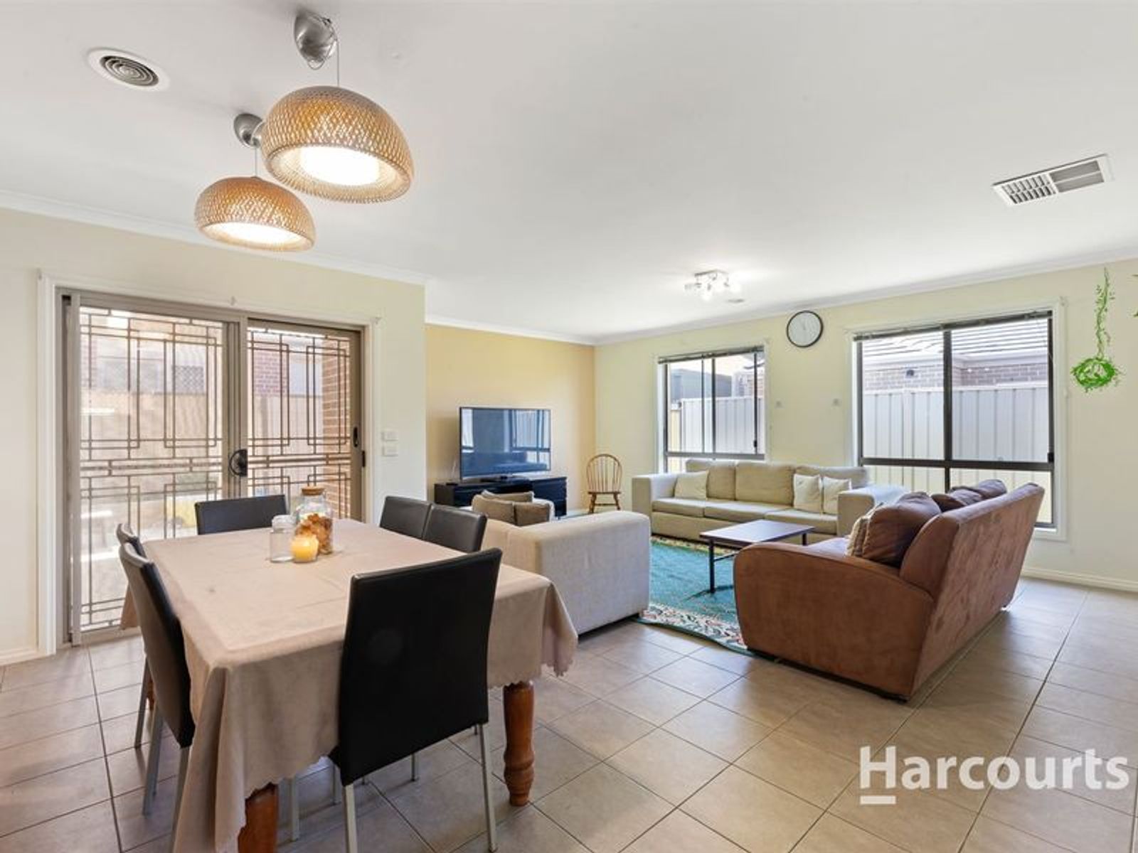 27 Cunningham Chase, Burnside Heights, Burnside Heights - Thumbnail 4
