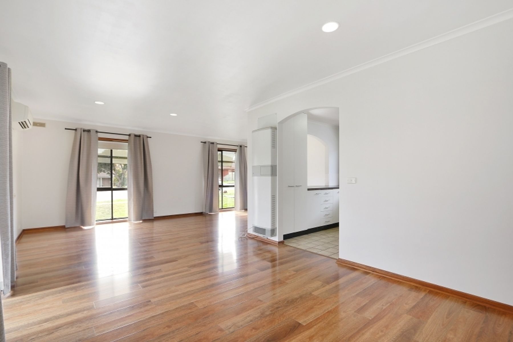 1/2 Rosanna Court, West Wodonga VIC 3690, West Wodonga - Thumbnail 4