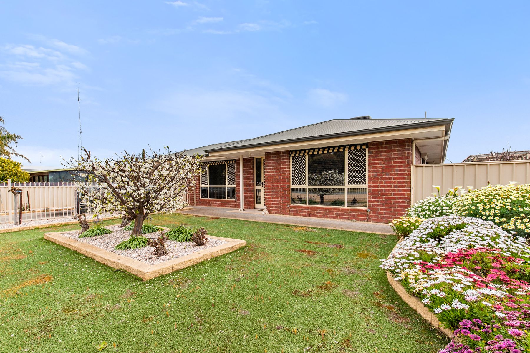 35 Haylock Road, Moonta Bay - Image 1