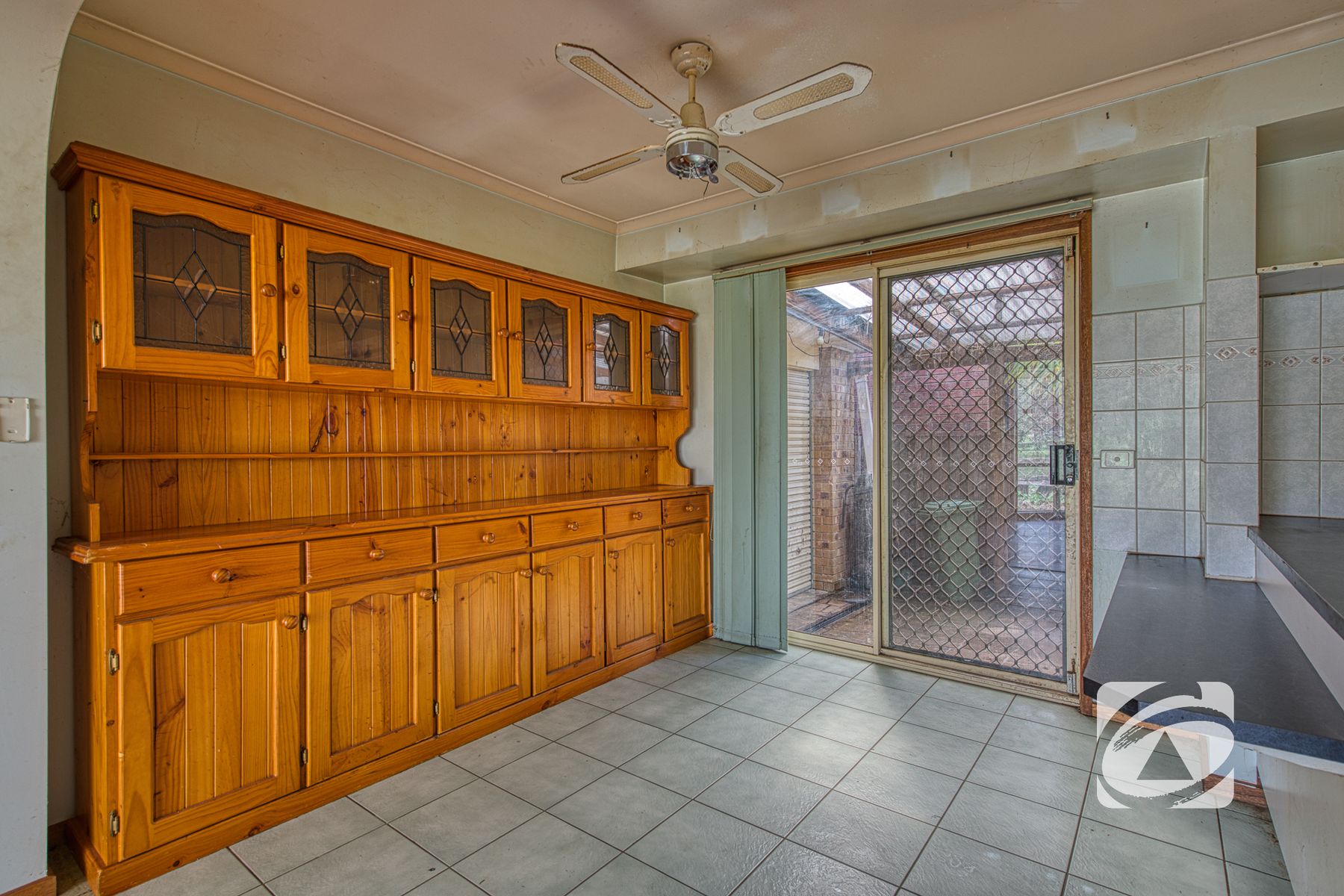50 Scarborough Avenue, Cranbourne West VIC 3977, Cranbourne West - Thumbnail 4