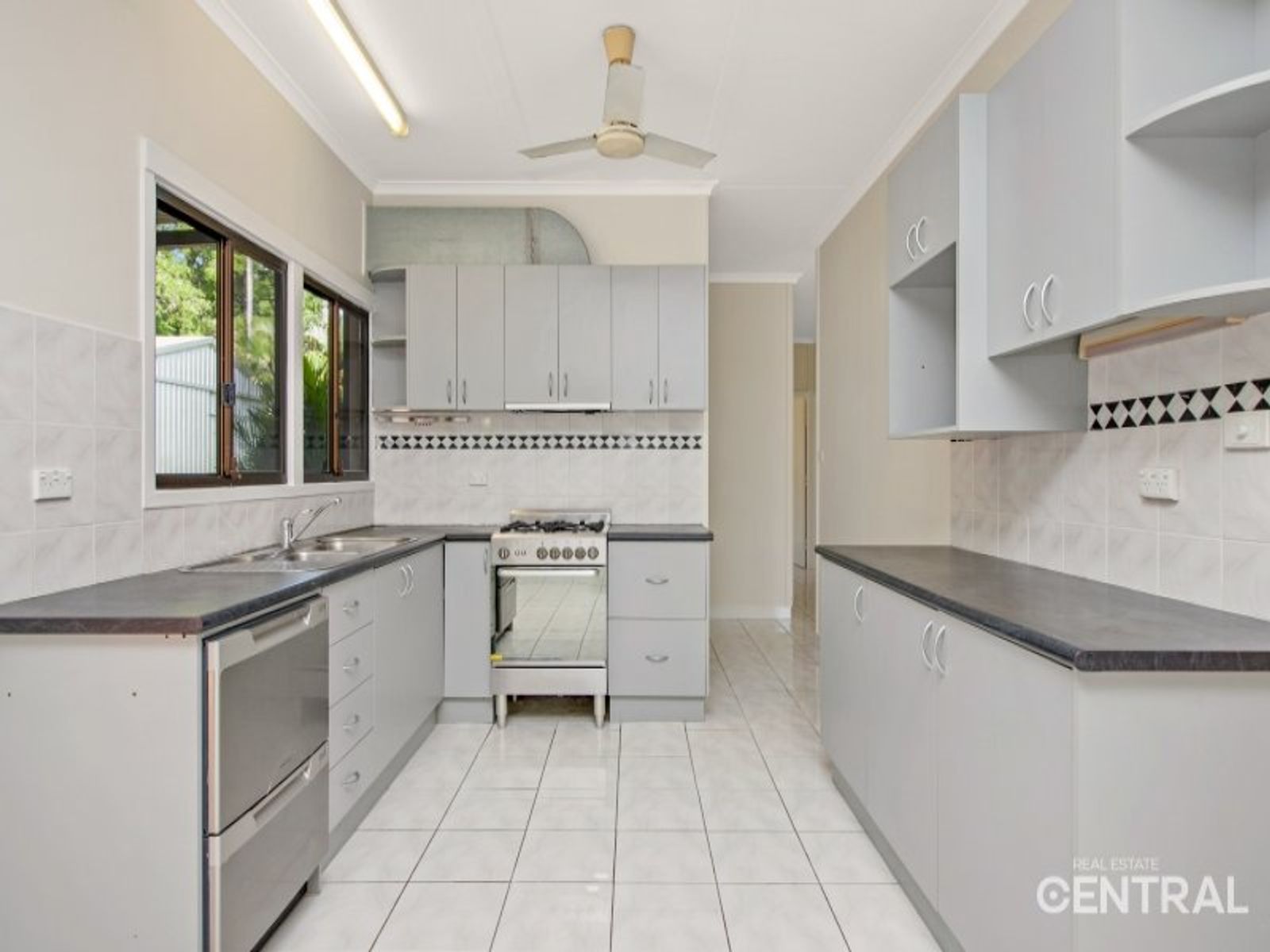 26 Gardenia Street, Nightcliff NT 0810, Nightcliff - Thumbnail 4