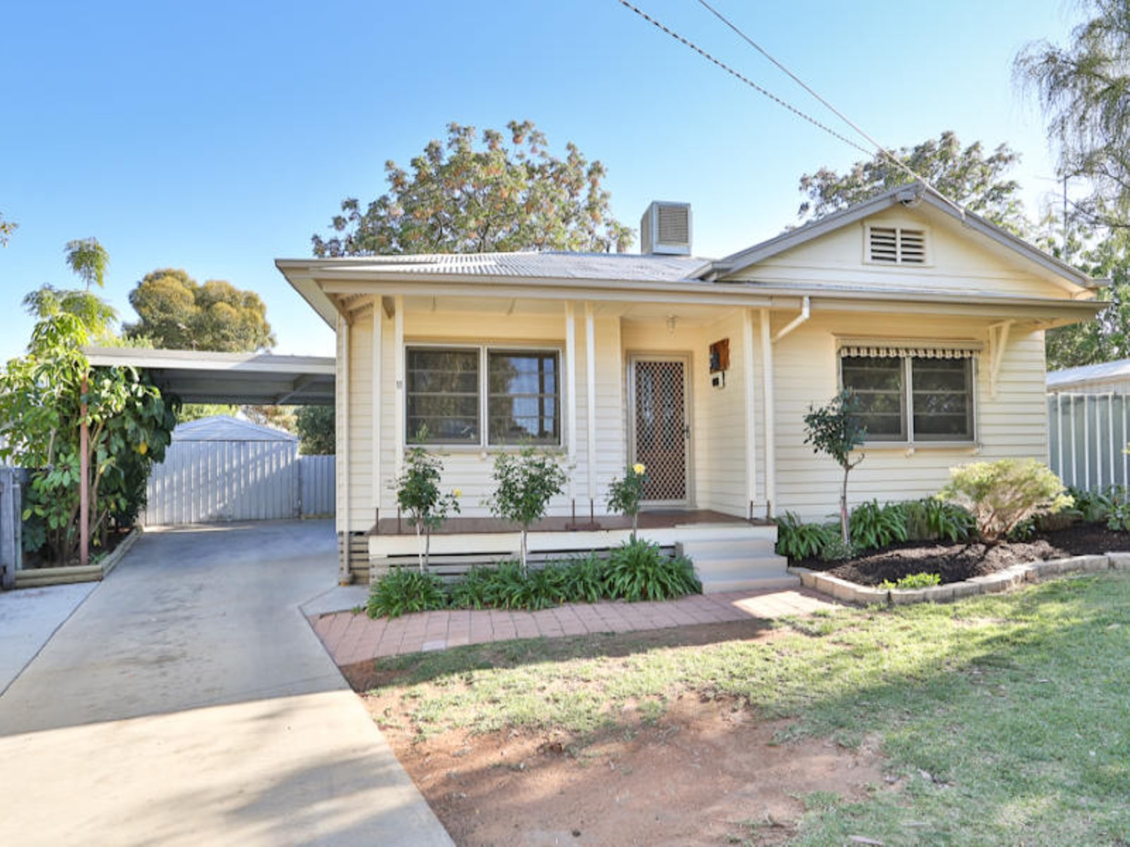 11 Desroy Avenue, Mildura - Image 1