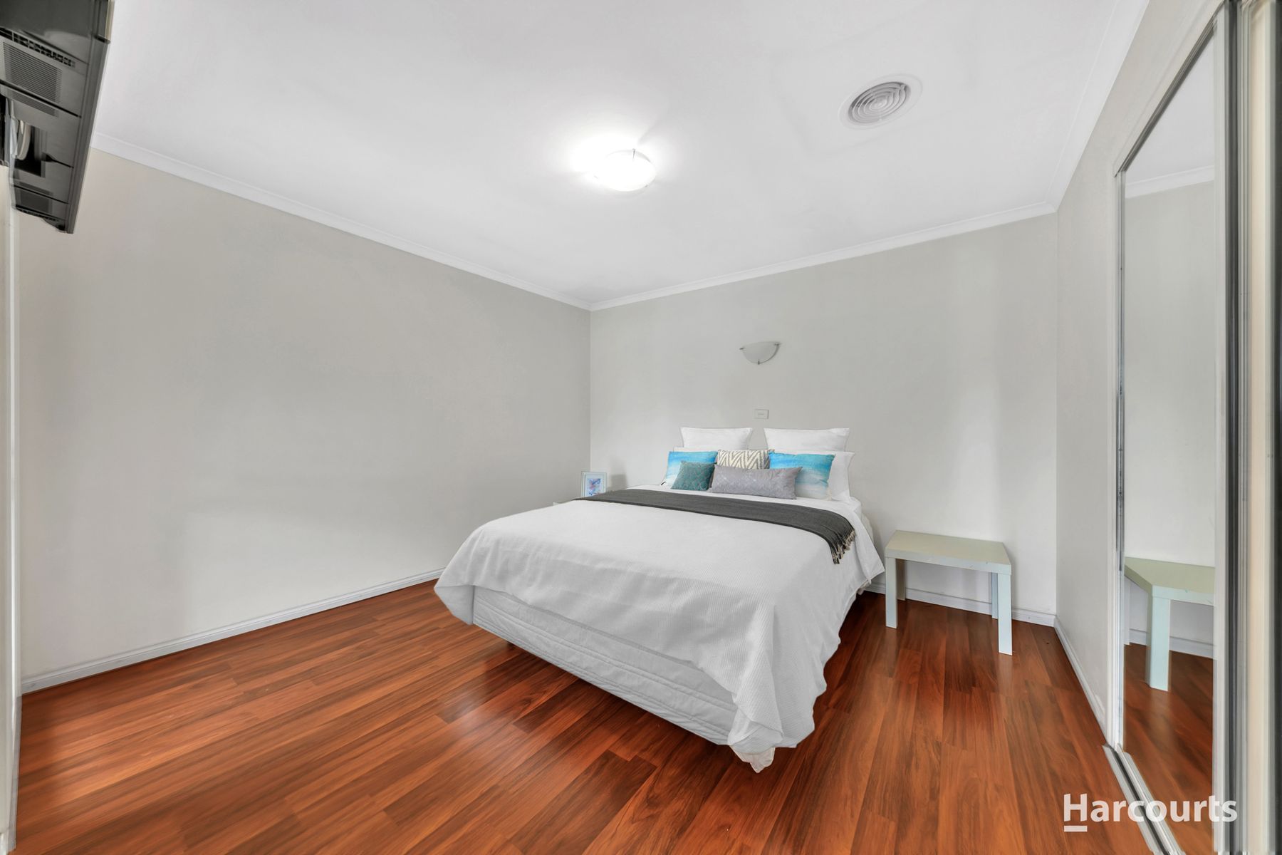 34 Windsor Gardens, Caroline Springs, VIC 3023, Caroline Springs - Thumbnail 2