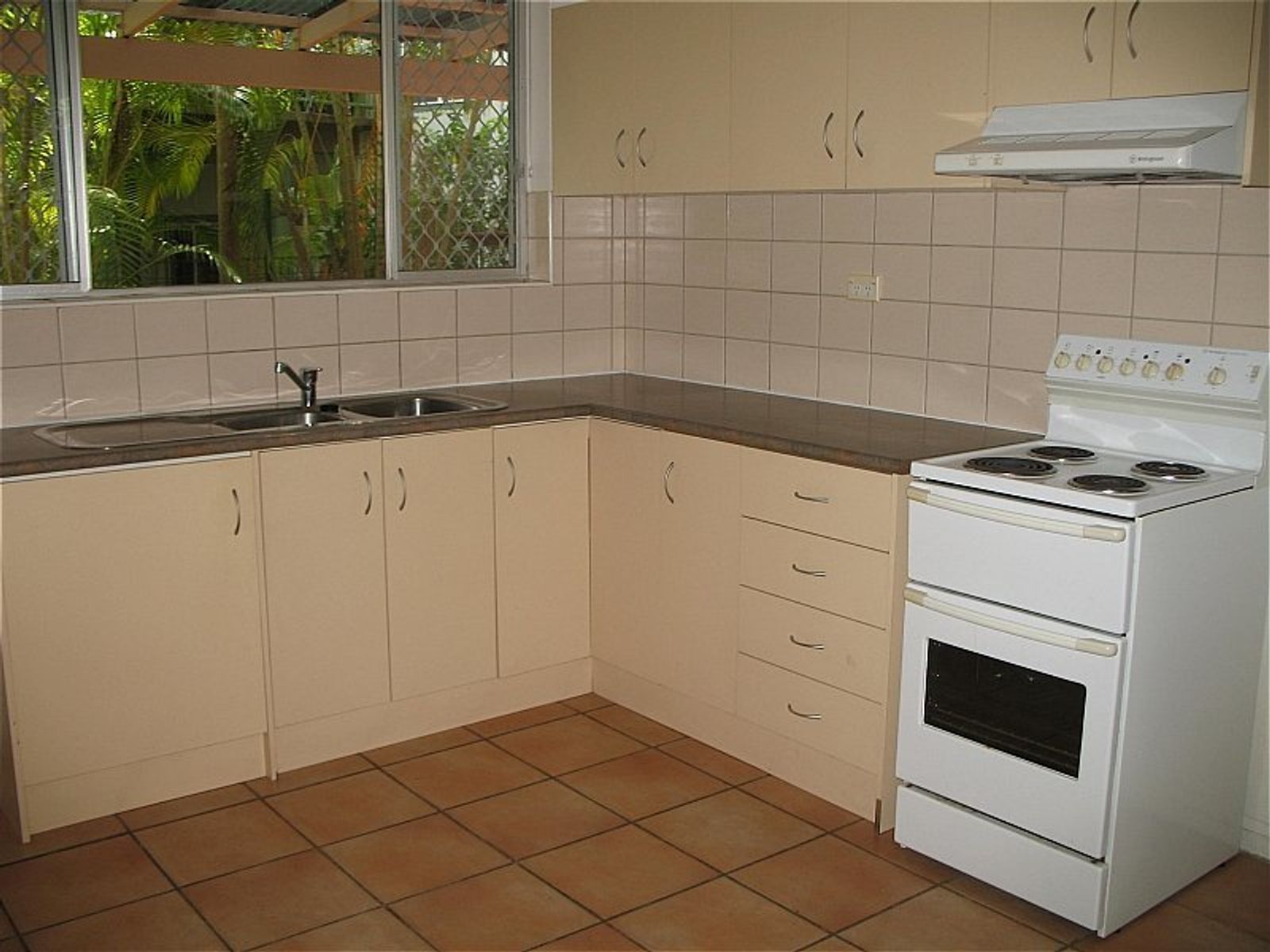 3/2 Philip Street, Fannie Bay NT 0820, Fannie Bay - Thumbnail 8