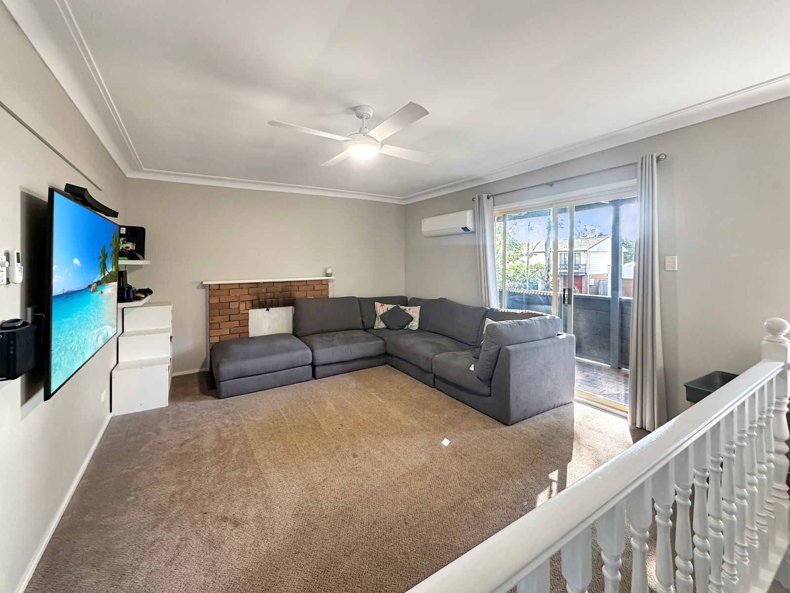4 Carramar Crescent, Hawks Nest NSW 2324, Hawks Nest - Thumbnail 2