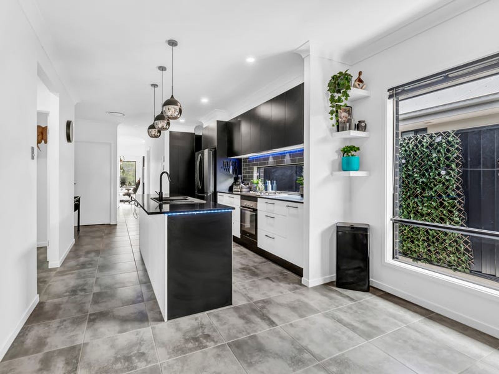 101 Fairbourne Terrace, Pimpama, QLD 4209, Pimpama - Thumbnail 2