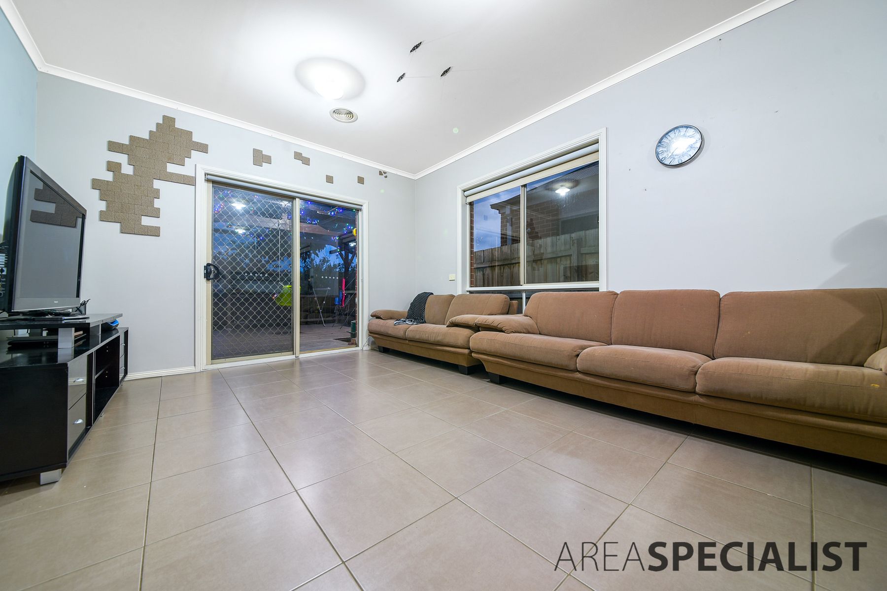 38 Ayesha Rise, Pakenham, VIC 3810, Pakenham - Thumbnail 2