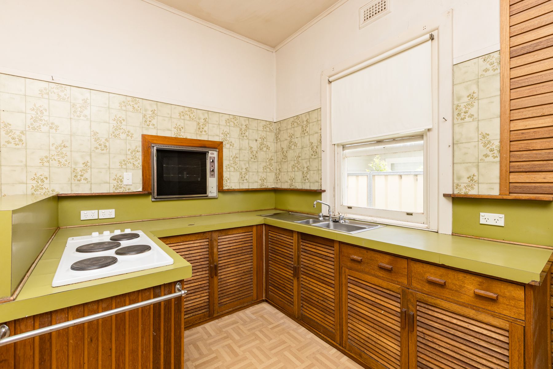 216 Walnut Avenue, Mildura VIC 3500, Mildura - Thumbnail 5