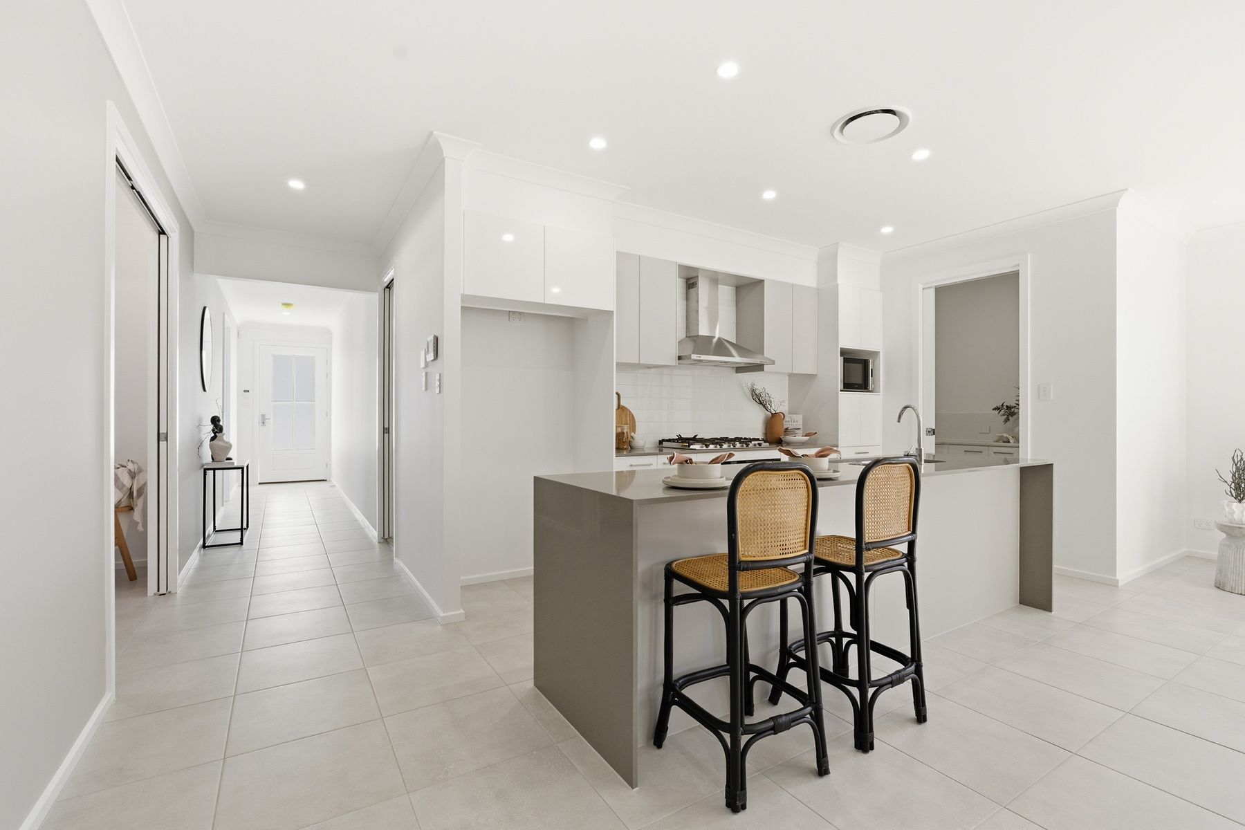 32 Milburn Circuit, Boolaroo NSW 2284, Boolaroo - Thumbnail 2
