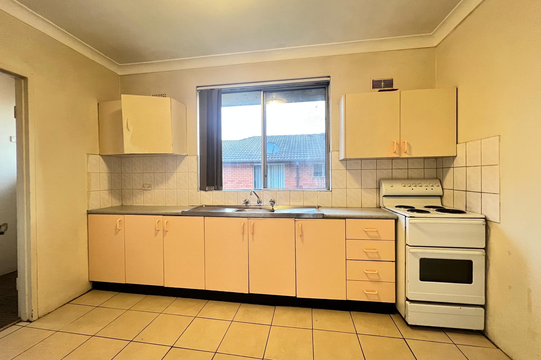 8/91 Northumberland Road, Auburn NSW 2144, Auburn - Thumbnail 3