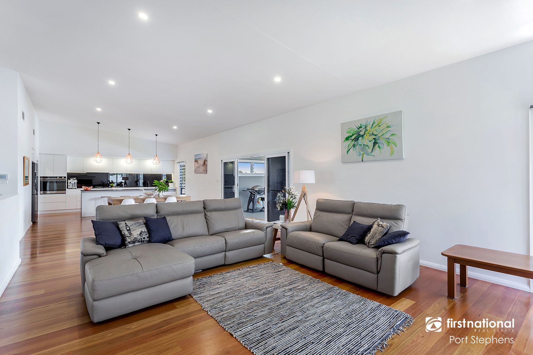 8 Bowline Circuit, Corlette, NSW 2315