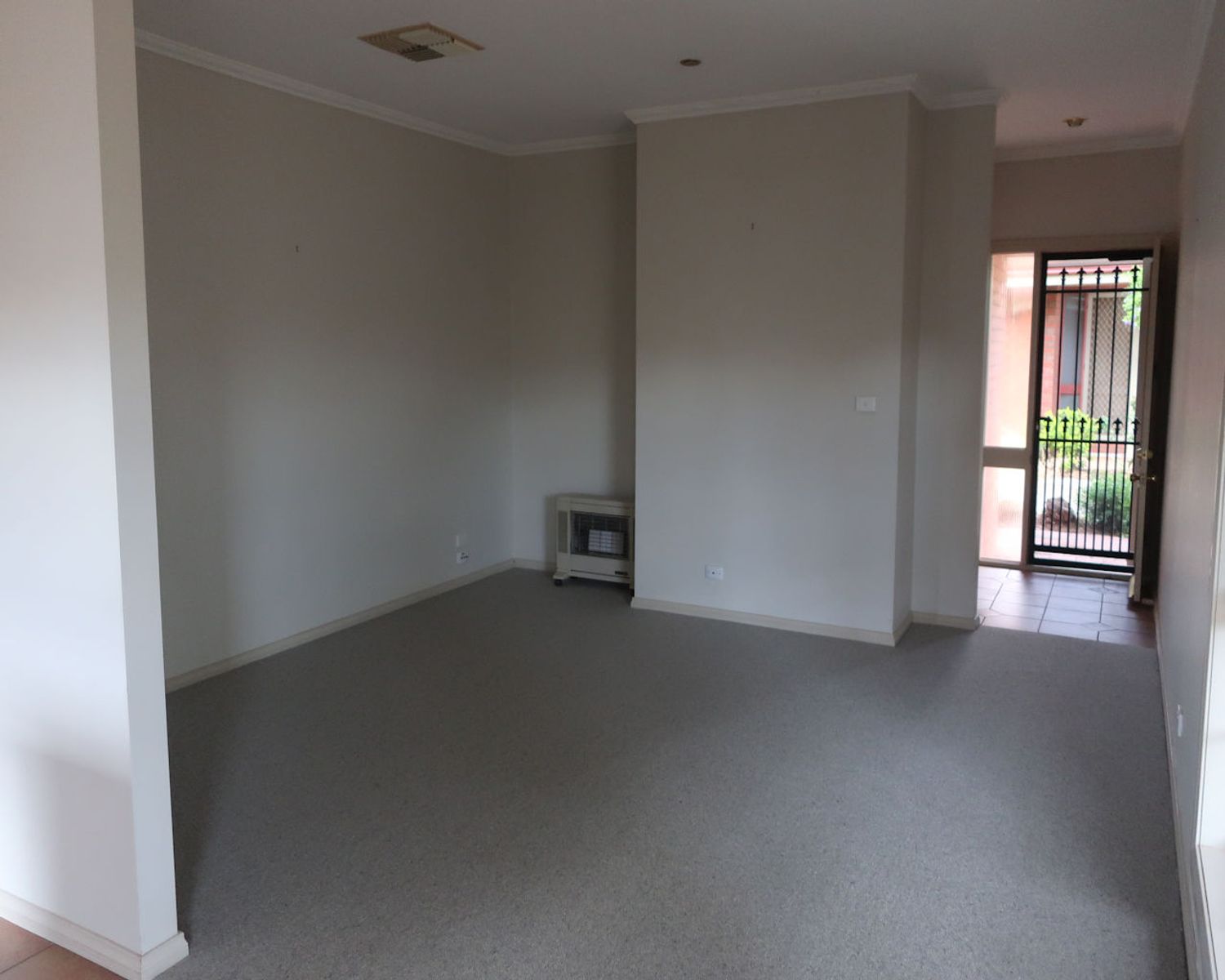 2/4 Ascot Court, Mildura - Thumbnail 2