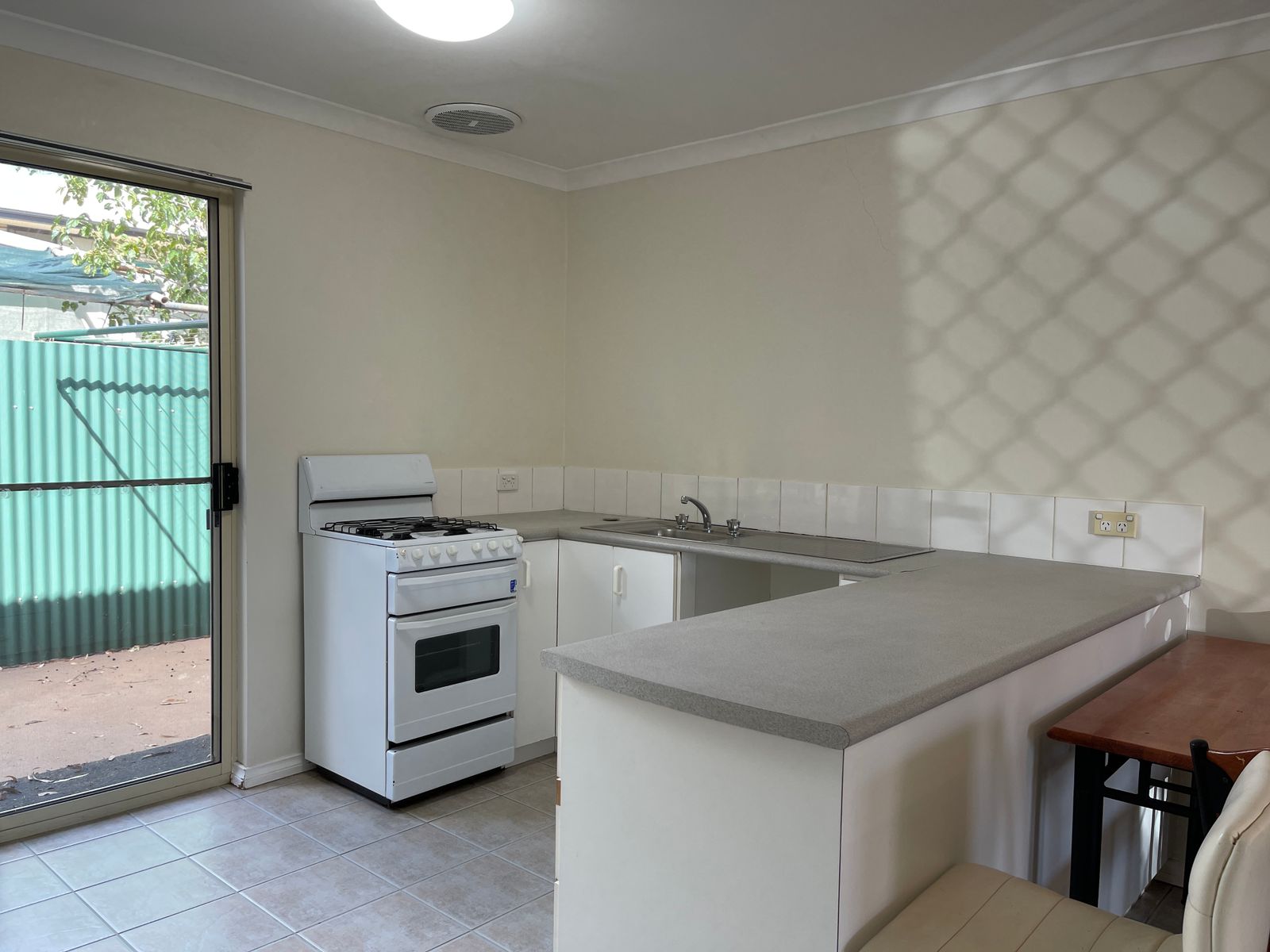 2/9 Lane Street, Kalgoorlie WA 6430, Kalgoorlie - Thumbnail 2