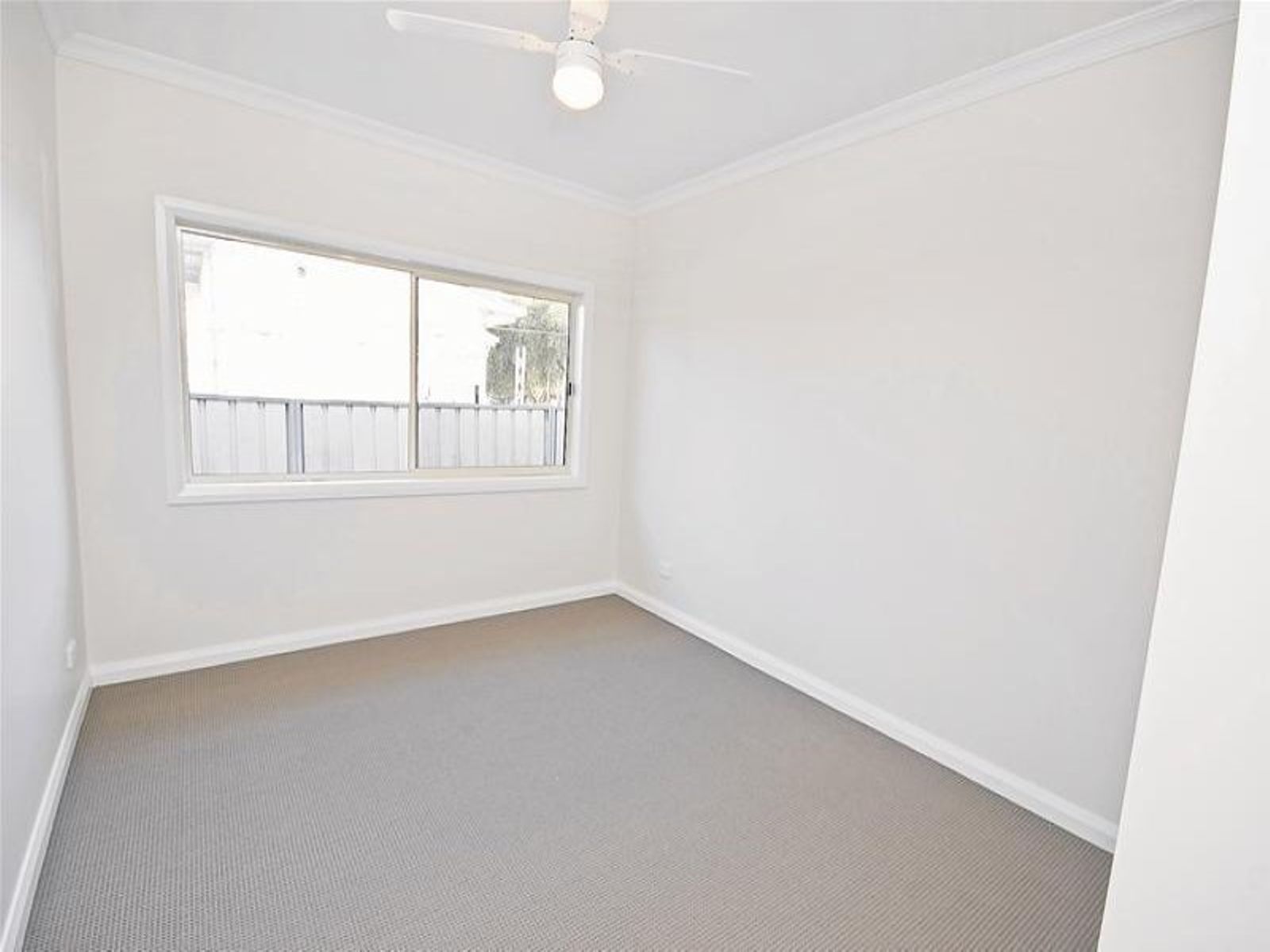 10 Logan Avenue, Mildura - Thumbnail 4